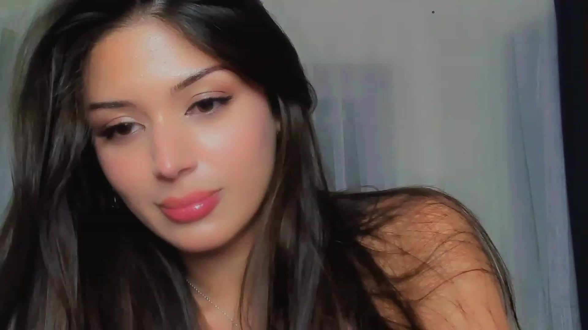 Gallery image thumbnail from Angel_on_Duty's myfreecams stream on, 06/12/2023, 24:55 image 20 of 20