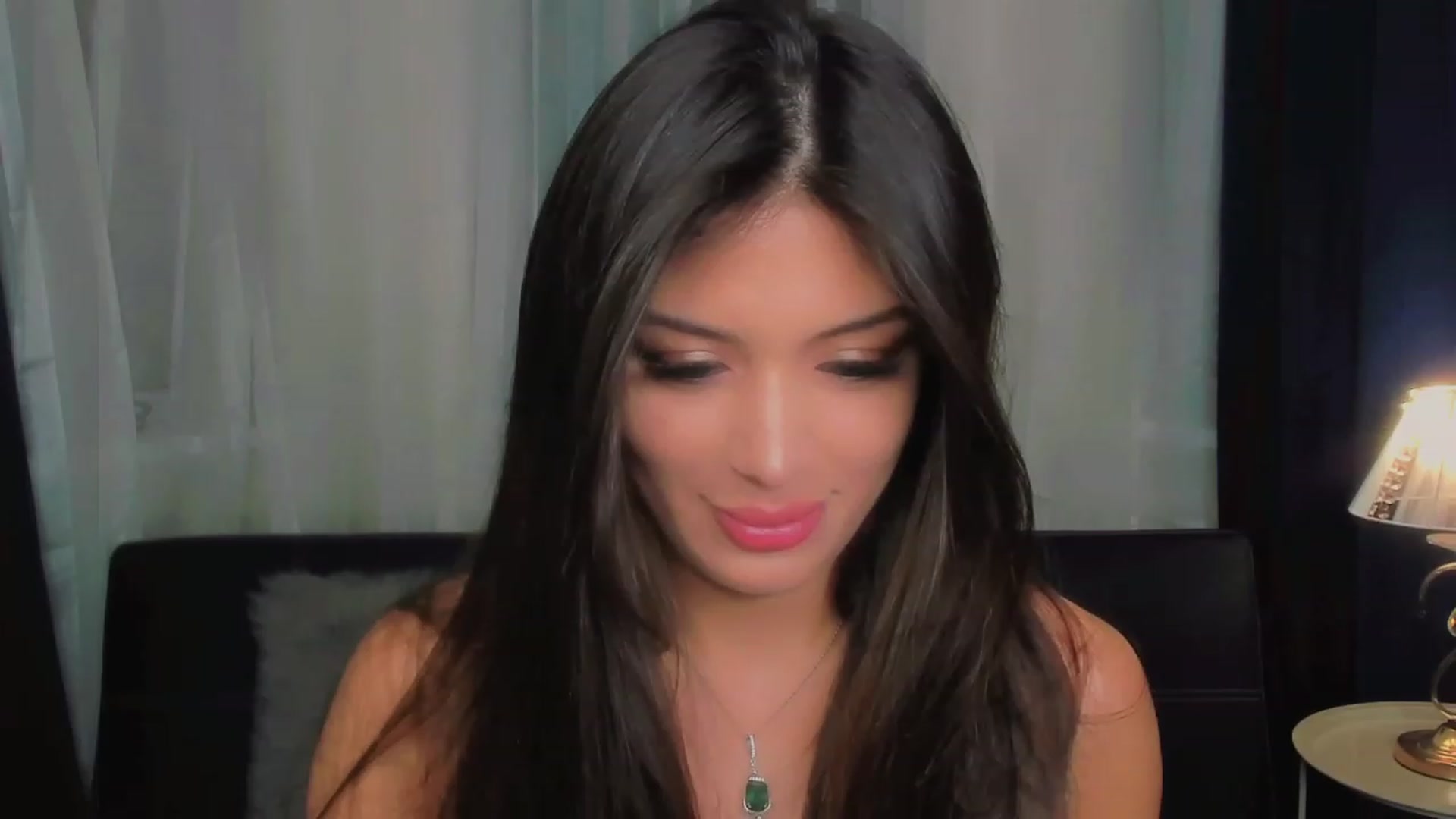 Gallery image thumbnail from Angel_on_Duty's myfreecams stream on, 06/12/2023, 19:54 image 16 of 20