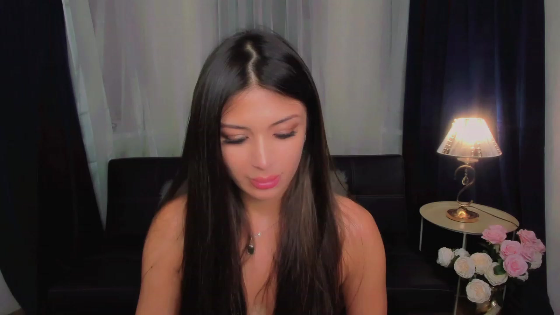 Gallery image thumbnail from Angel_on_Duty's myfreecams stream on, 06/13/2023, 24:32 image 16 of 20
