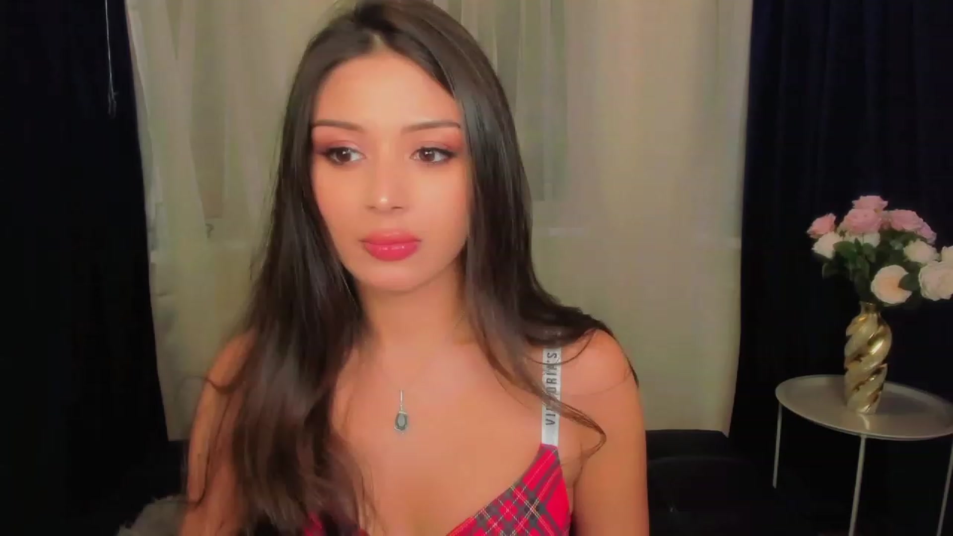 Gallery image thumbnail from Angel_on_Duty's myfreecams stream on, 06/14/2023, 20:29 image 15 of 20