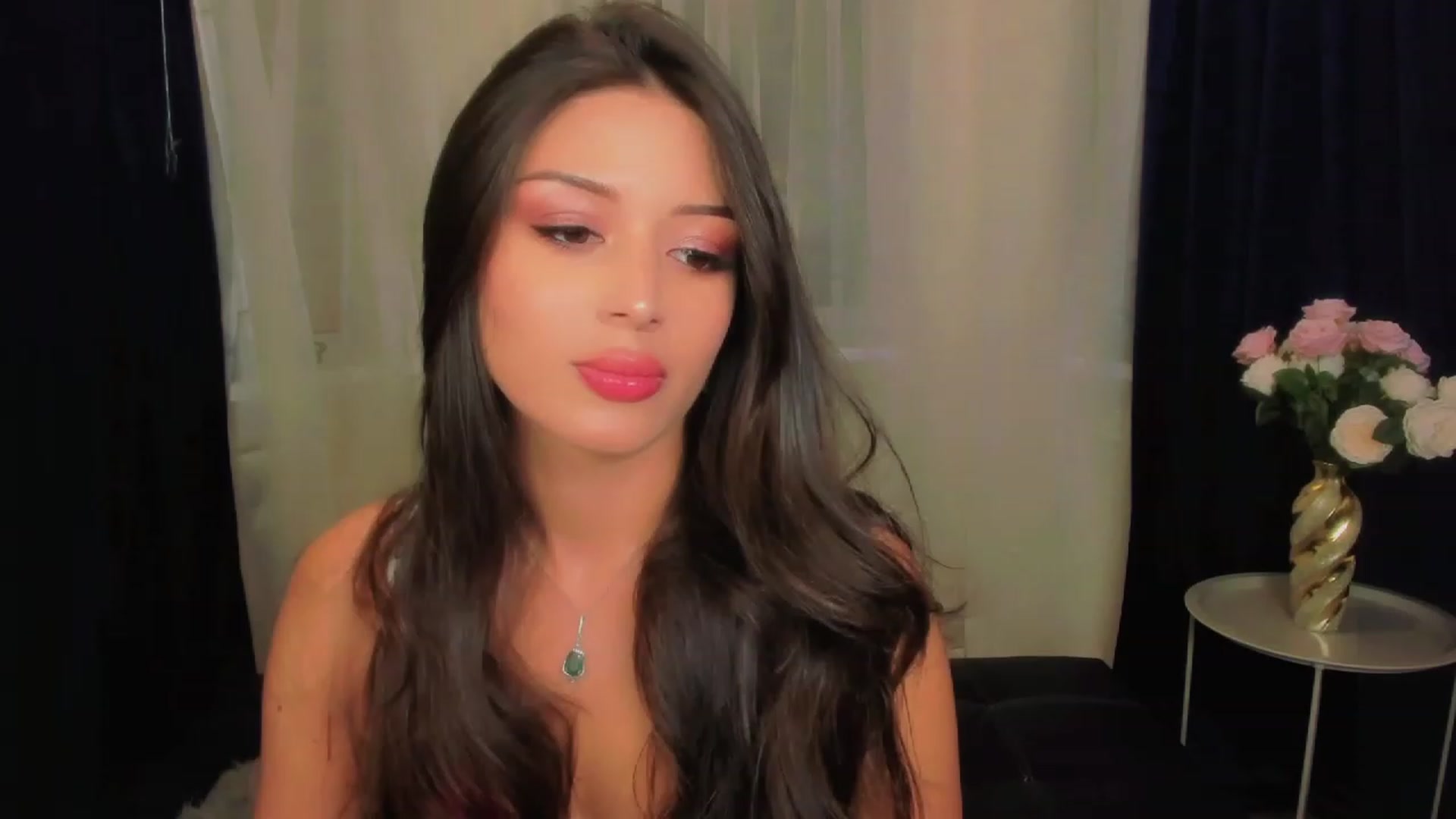 Gallery image thumbnail from Angel_on_Duty's myfreecams stream on, 06/14/2023, 20:29 image 16 of 20