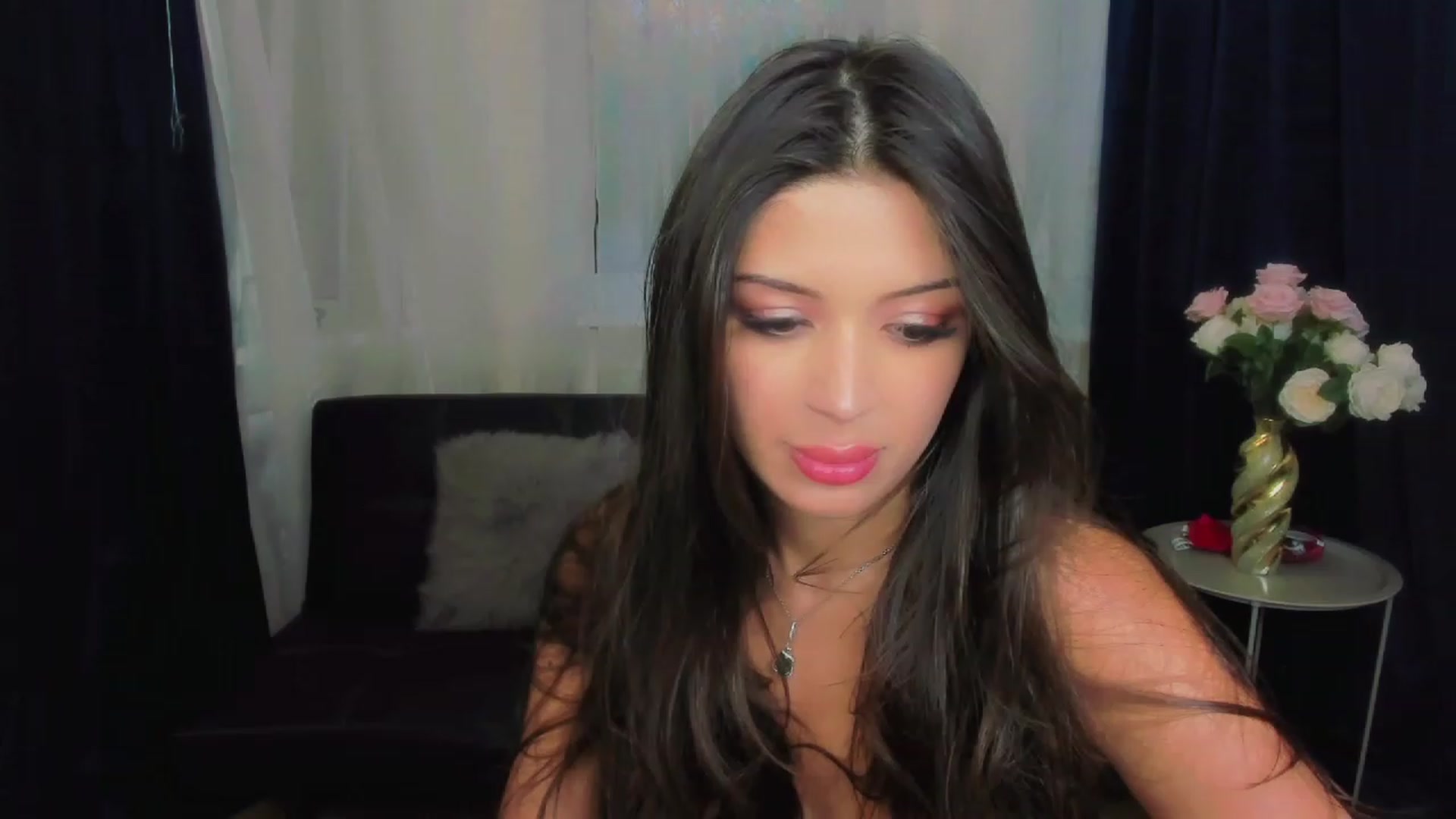 Gallery image thumbnail from Angel_on_Duty's myfreecams stream on, 06/15/2023, 02:32 image 13 of 20