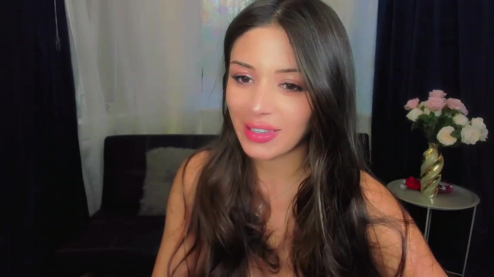Gallery image thumbnail from Angel_on_Duty's myfreecams stream on, 06/15/2023, 02:32 image 18 of 20