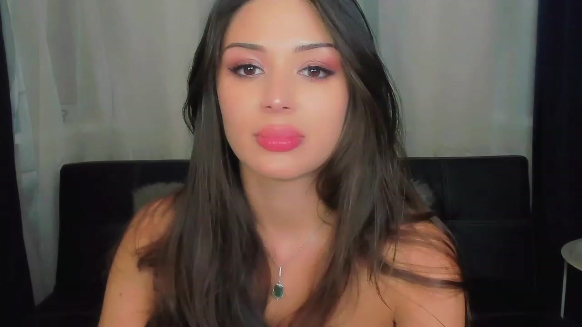 Gallery image thumbnail from Angel_on_Duty's myfreecams stream on, 06/15/2023, 02:32 image 5 of 20