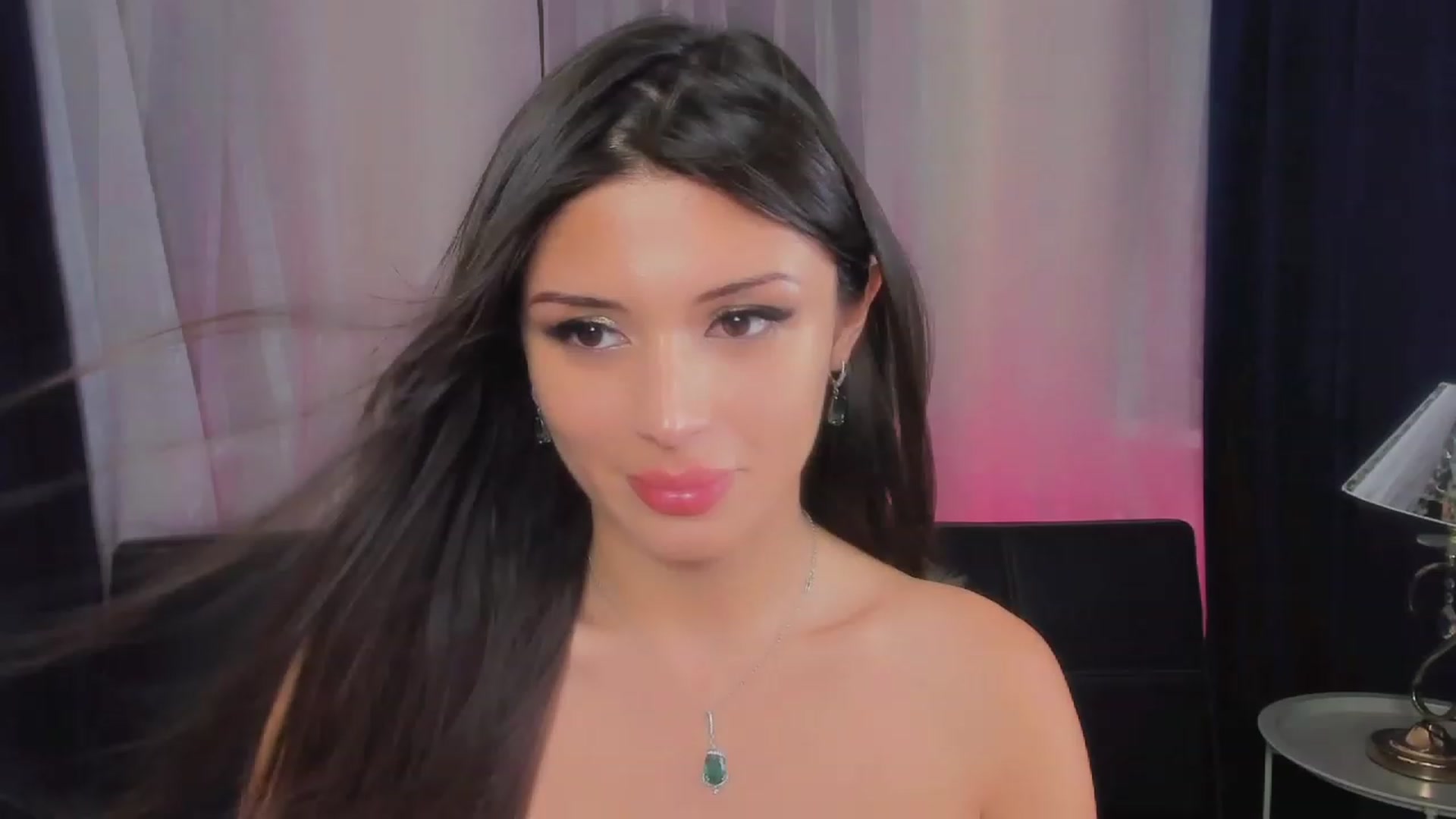 Gallery image thumbnail from Angel_on_Duty's myfreecams stream on, 06/17/2023, 23:14 image 19 of 20
