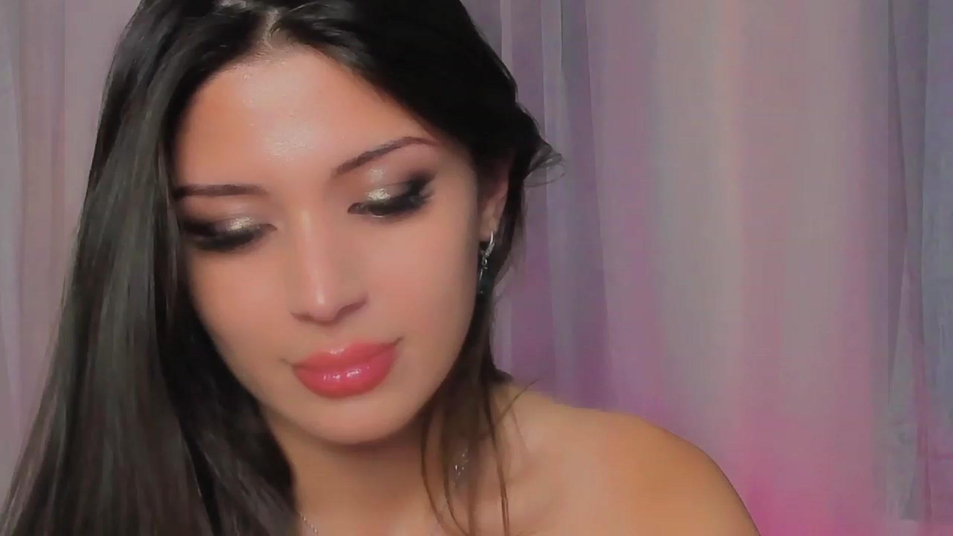 Gallery image thumbnail from Angel_on_Duty's myfreecams stream on, 06/18/2023, 24:27 image 6 of 20