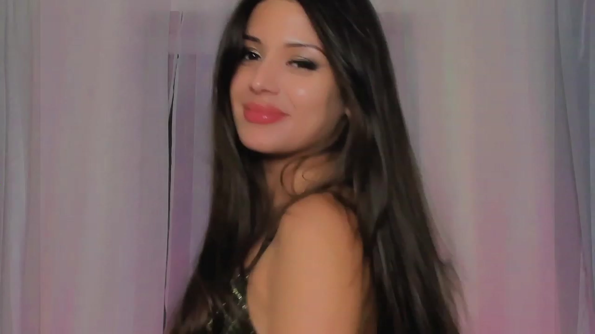 Gallery image thumbnail from Angel_on_Duty's myfreecams stream on, 06/18/2023, 24:27 image 4 of 20