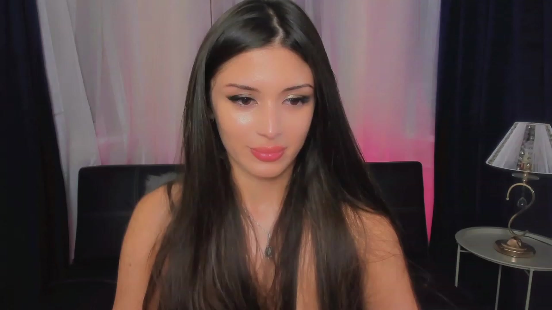 Gallery image thumbnail from Angel_on_Duty's myfreecams stream on, 06/18/2023, 02:08 image 11 of 20