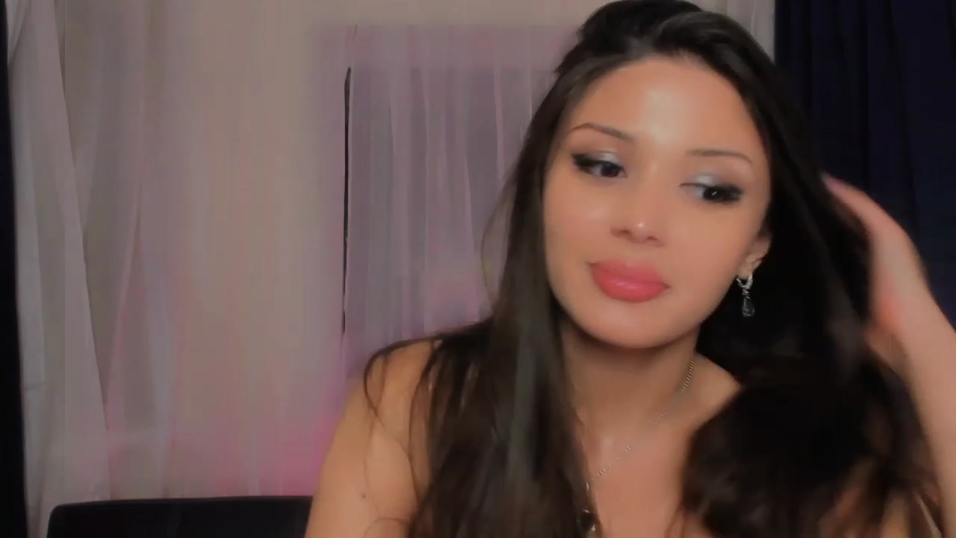 Gallery image thumbnail from Angel_on_Duty's myfreecams stream on, 06/19/2023, 24:04 image 15 of 20