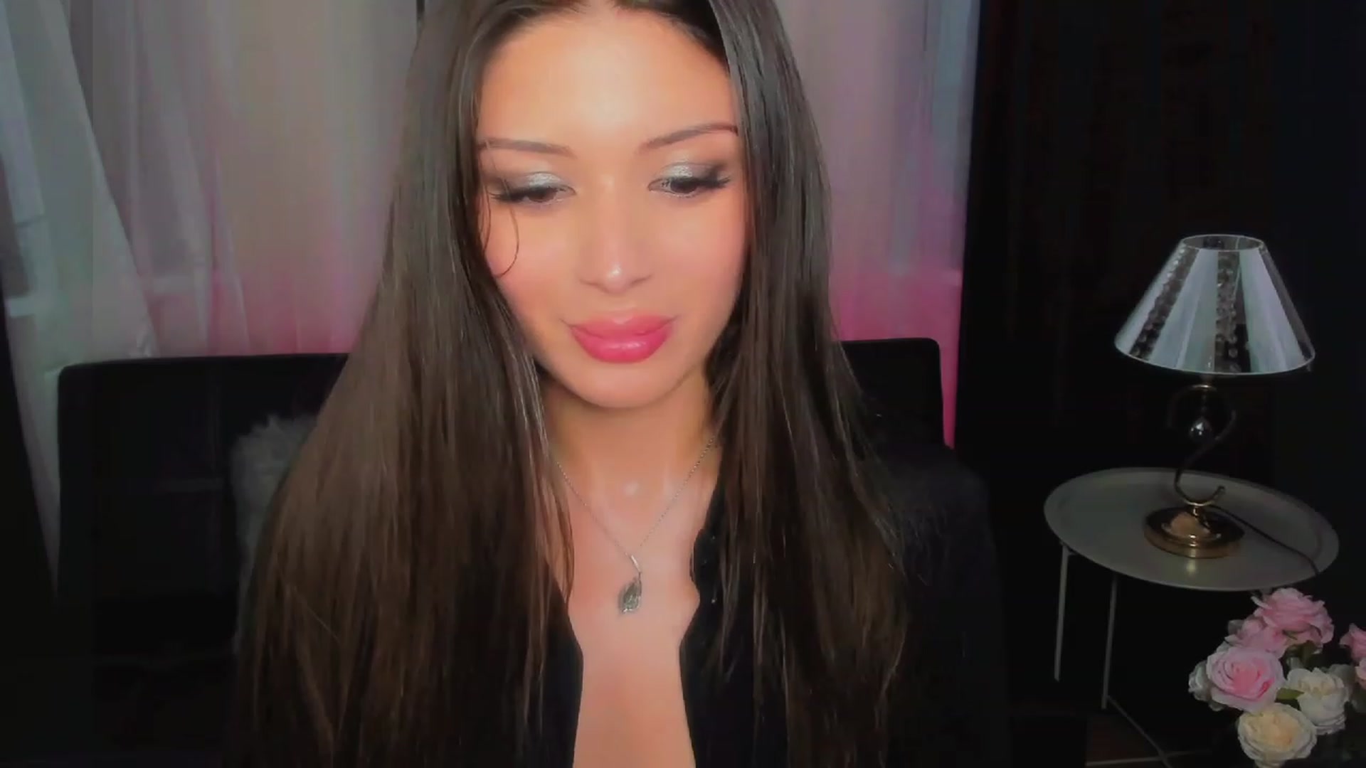 Gallery image thumbnail from Angel_on_Duty's myfreecams stream on, 06/20/2023, 01:44 image 16 of 20