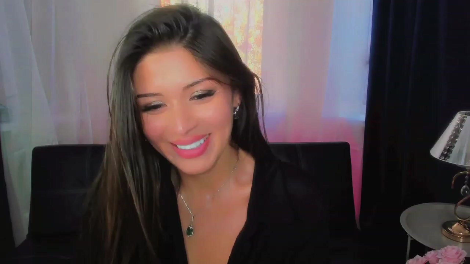 Gallery image thumbnail from Angel_on_Duty's myfreecams stream on, 06/20/2023, 03:55 image 18 of 20