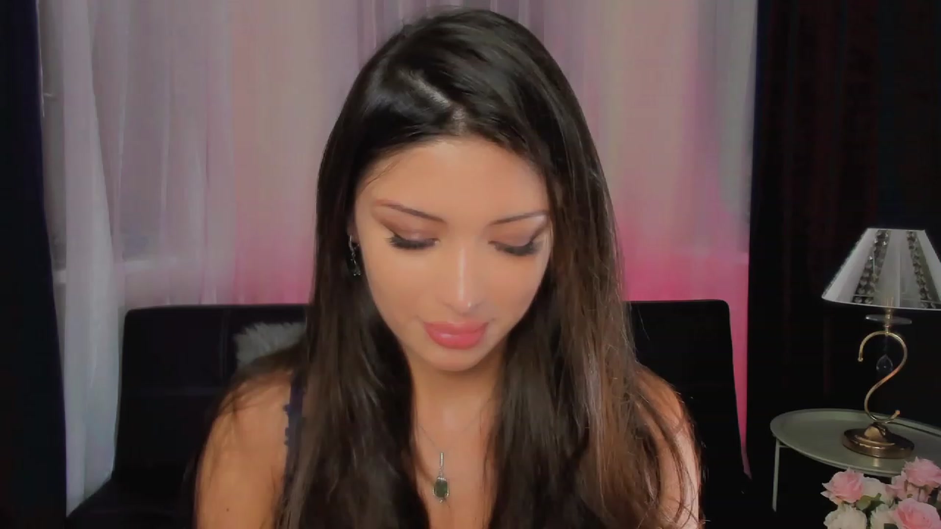 Gallery image thumbnail from Angel_on_Duty's myfreecams stream on, 06/22/2023, 20:29 image 6 of 20