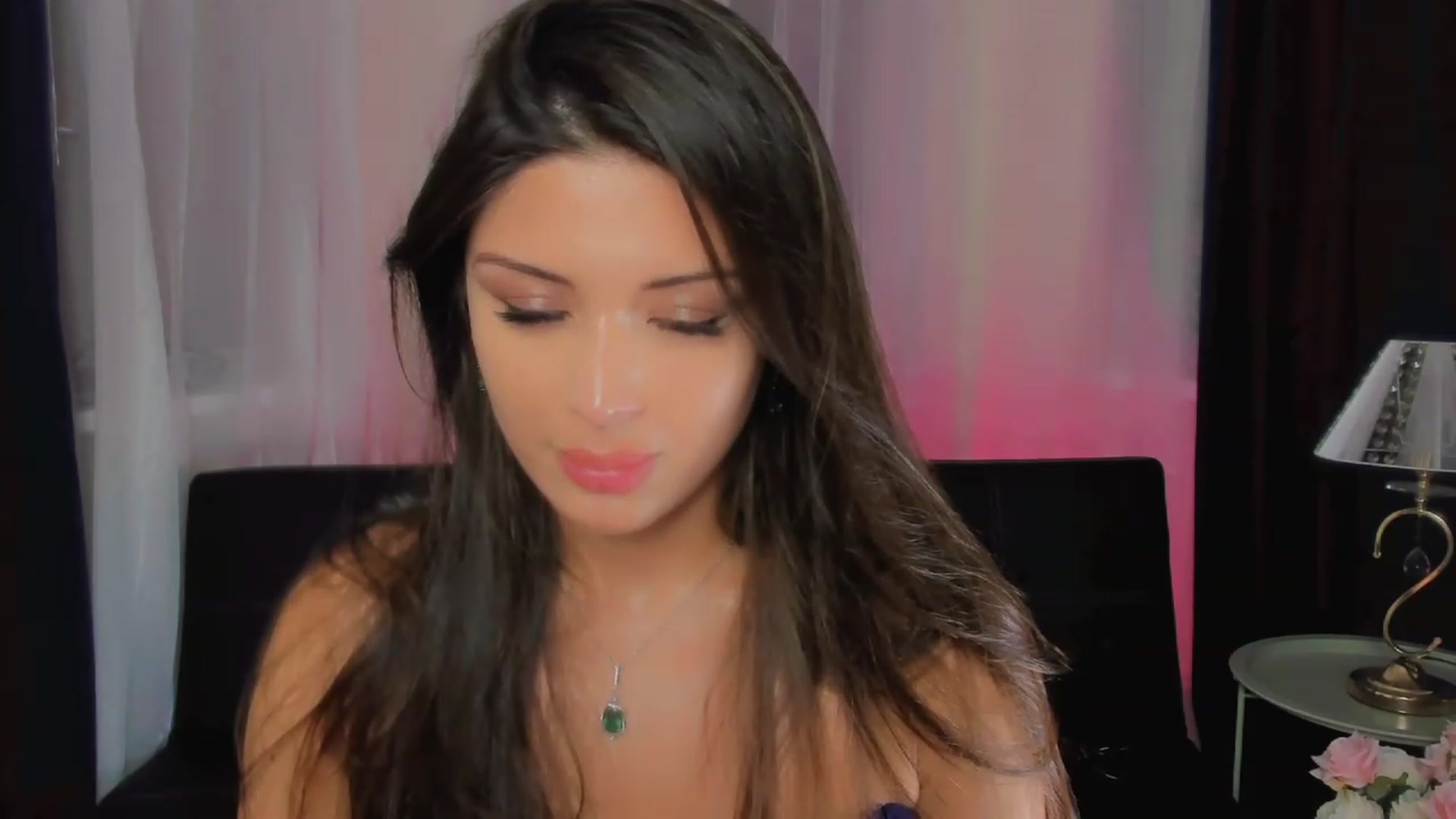 Gallery image thumbnail from Angel_on_Duty's myfreecams stream on, 06/22/2023, 20:29 image 17 of 20