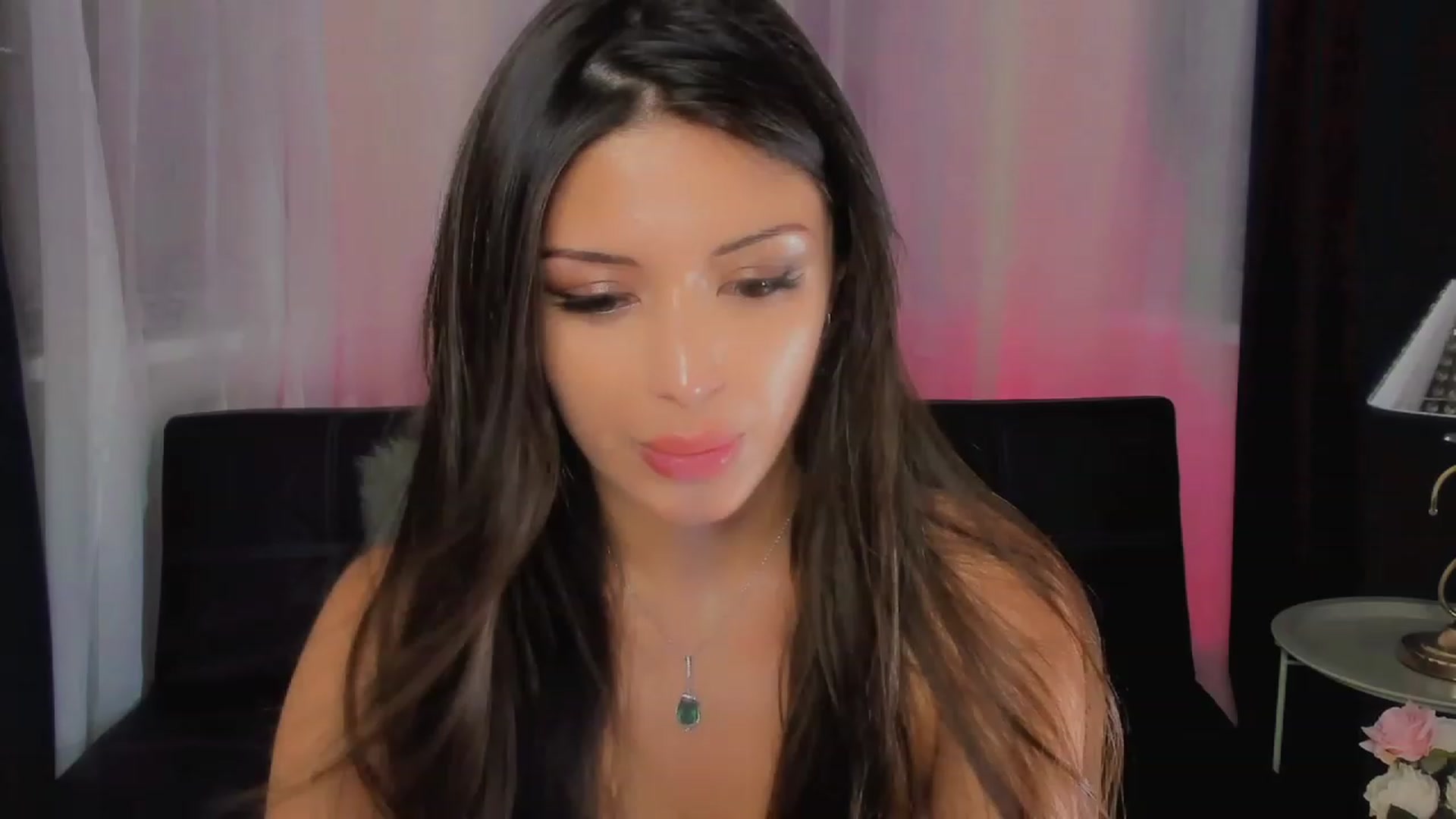 Gallery image thumbnail from Angel_on_Duty's myfreecams stream on, 06/22/2023, 23:46 image 14 of 20