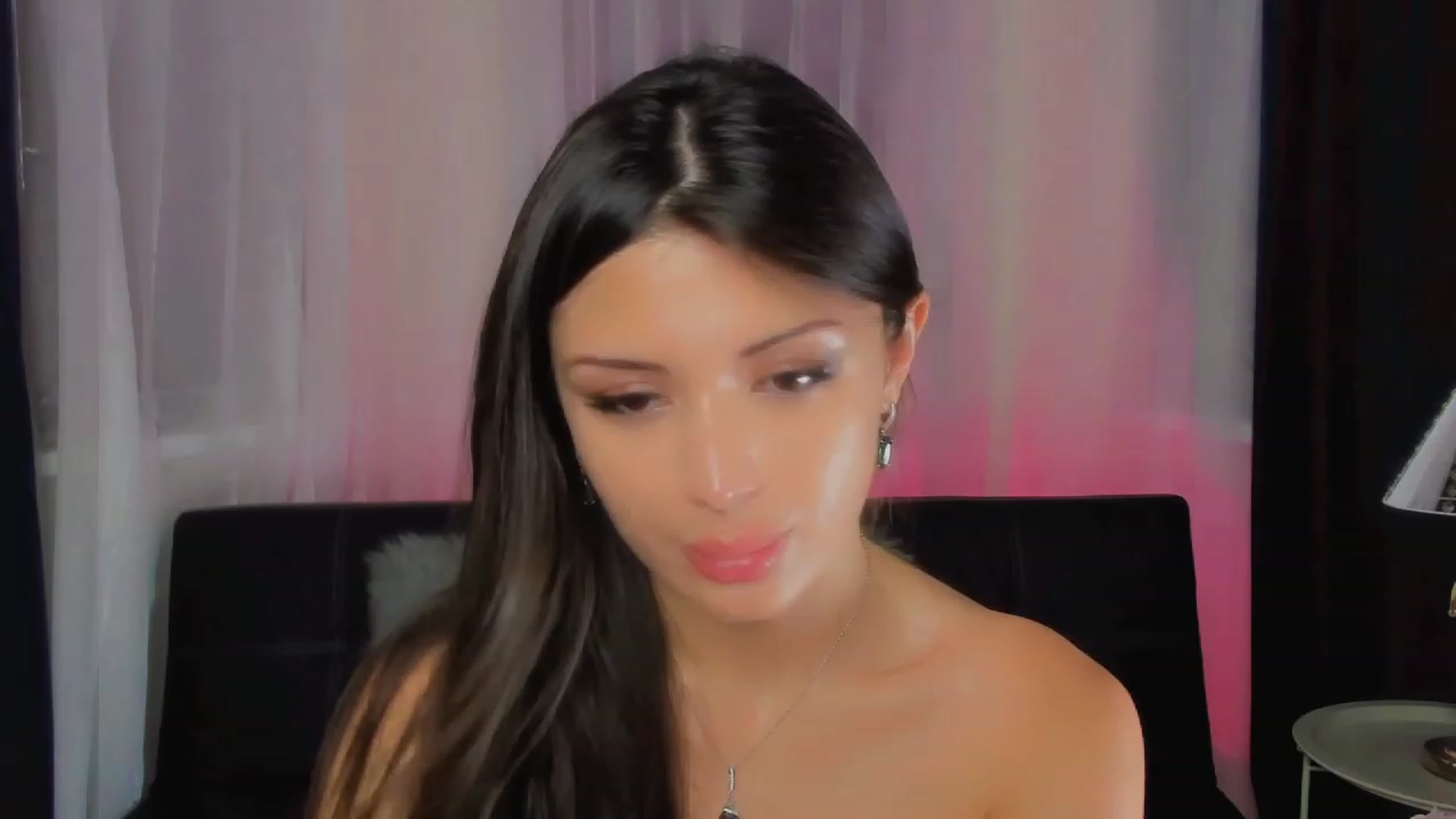 Gallery image thumbnail from Angel_on_Duty's myfreecams stream on, 06/22/2023, 23:46 image 12 of 20