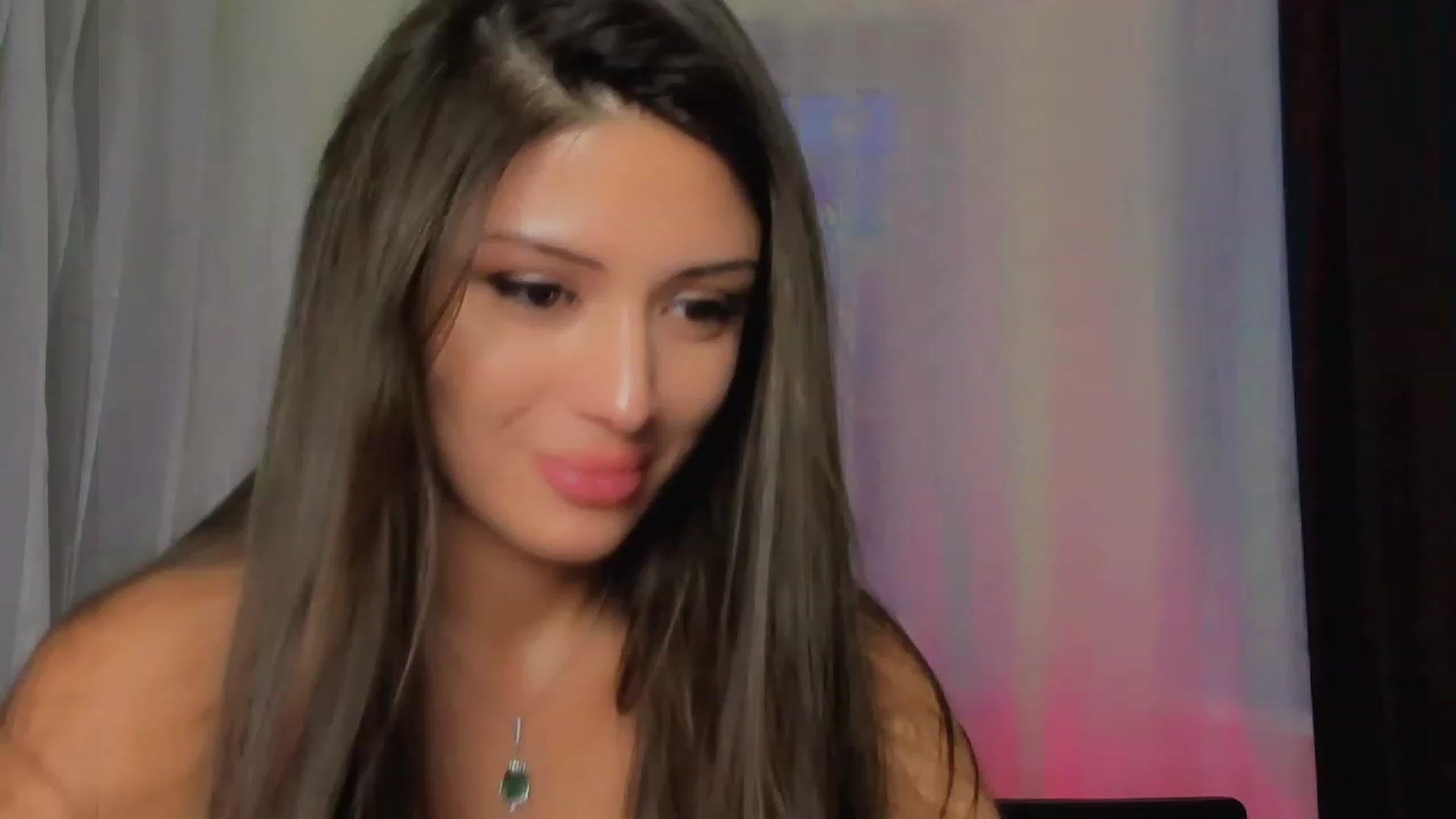 Gallery image thumbnail from Angel_on_Duty's myfreecams stream on, 06/23/2023, 03:01 image 9 of 20