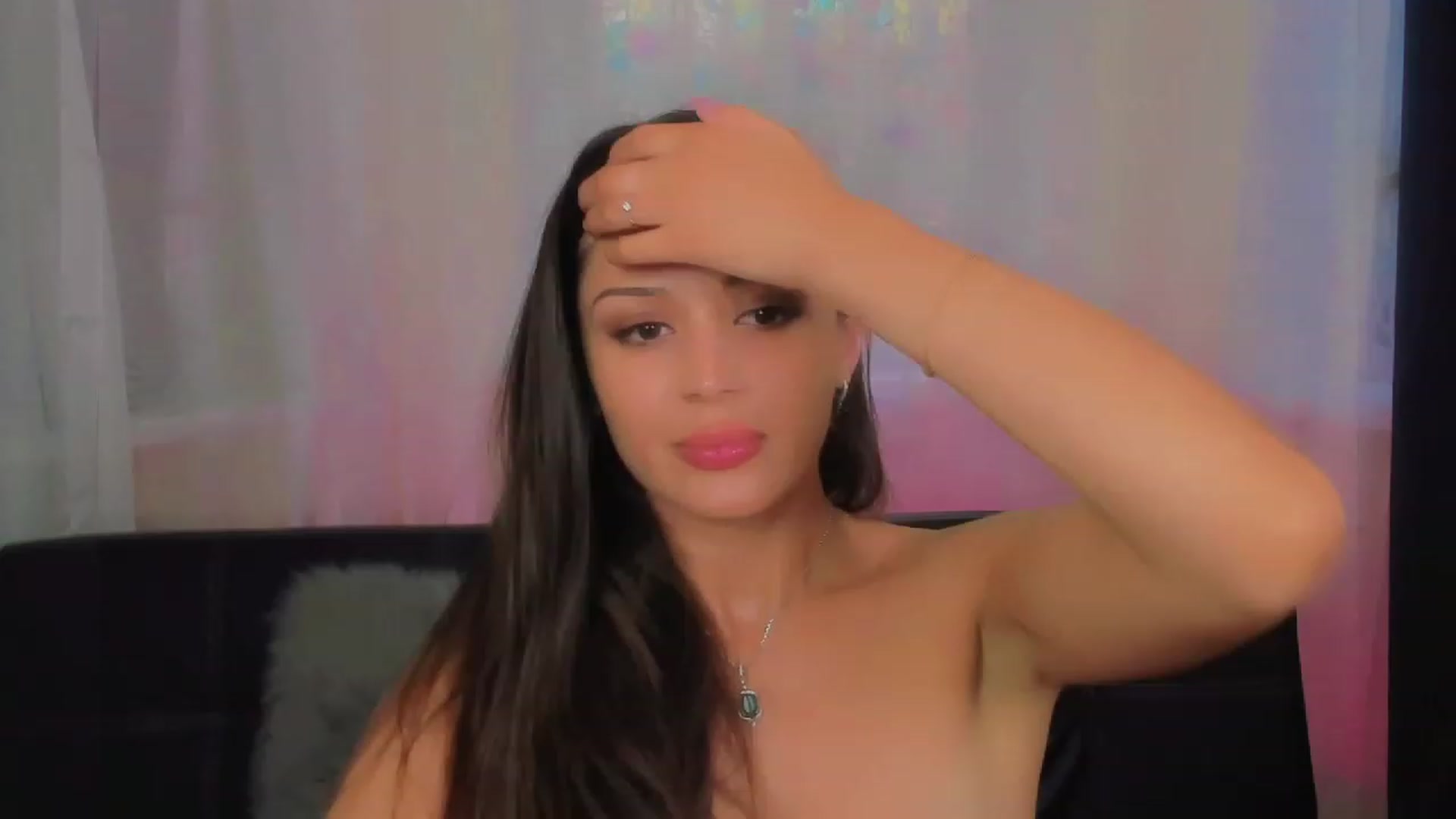 Gallery image thumbnail from Angel_on_Duty's myfreecams stream on, 06/24/2023, 03:05 image 13 of 20