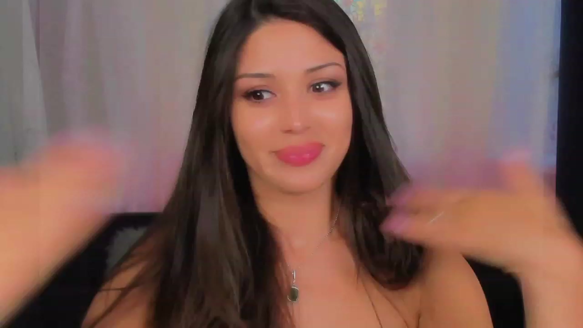 Gallery image thumbnail from Angel_on_Duty's myfreecams stream on, 06/24/2023, 03:05 image 16 of 20