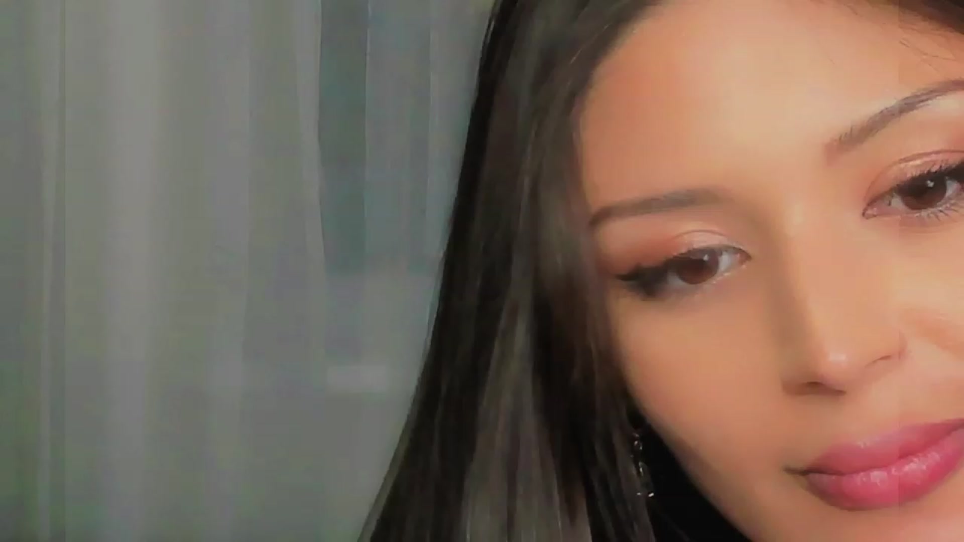 Gallery image thumbnail from Angel_on_Duty's myfreecams stream on, 06/26/2023, 20:45 image 20 of 20