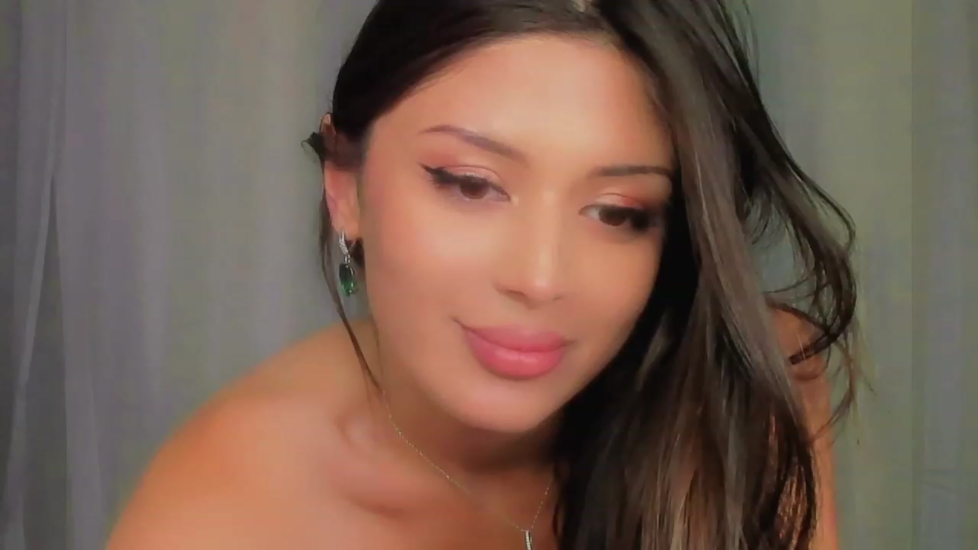 Gallery image thumbnail from Angel_on_Duty's myfreecams stream on, 06/26/2023, 22:39 image 5 of 20
