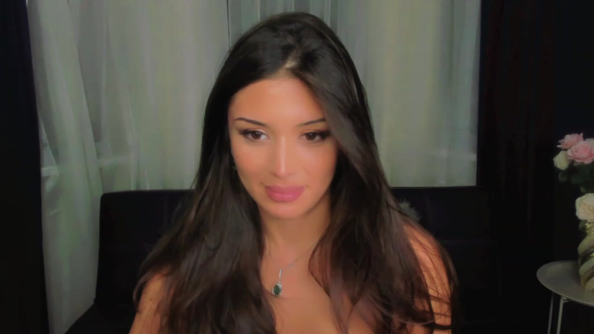Gallery image thumbnail from Angel_on_Duty's myfreecams stream on, 06/29/2023, 01:48 image 13 of 20