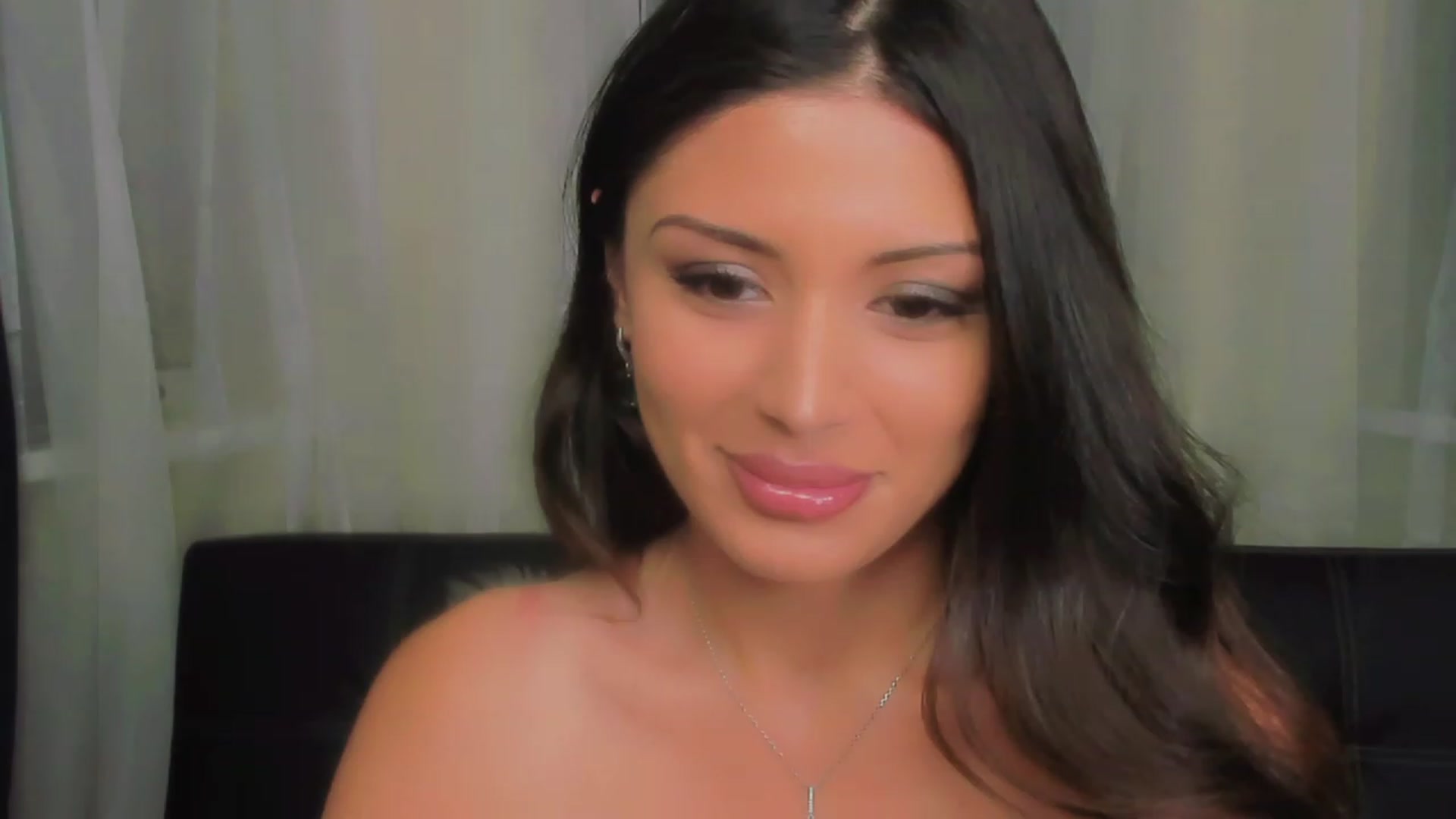 Gallery image thumbnail from Angel_on_Duty's myfreecams stream on, 06/29/2023, 19:53 image 8 of 20