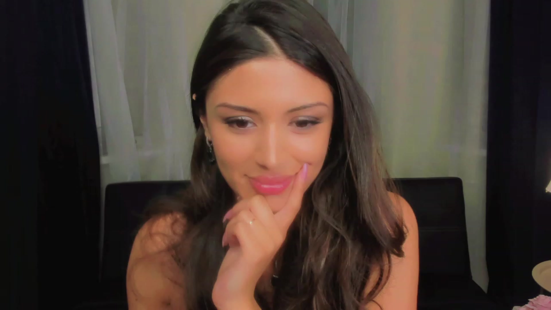 Gallery image thumbnail from Angel_on_Duty's myfreecams stream on, 06/29/2023, 22:02 image 9 of 20