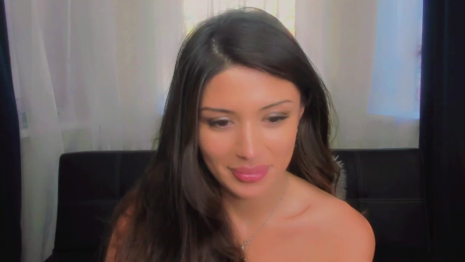 Gallery image thumbnail from Angel_on_Duty's myfreecams stream on, 06/30/2023, 04:34 image 17 of 20