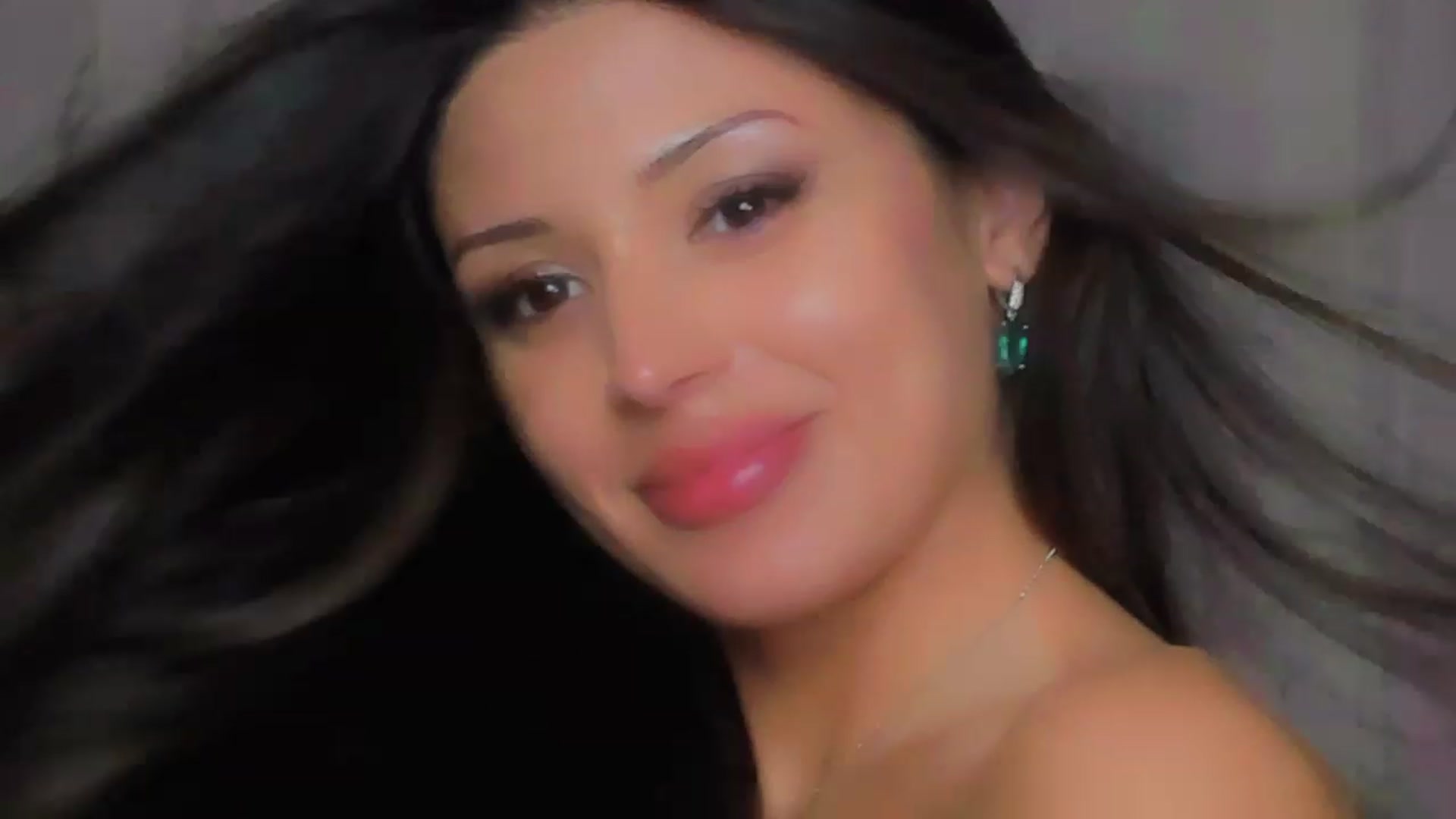 Gallery image thumbnail from Angel_on_Duty's myfreecams stream on, 07/05/2023, 24:02 image 8 of 20