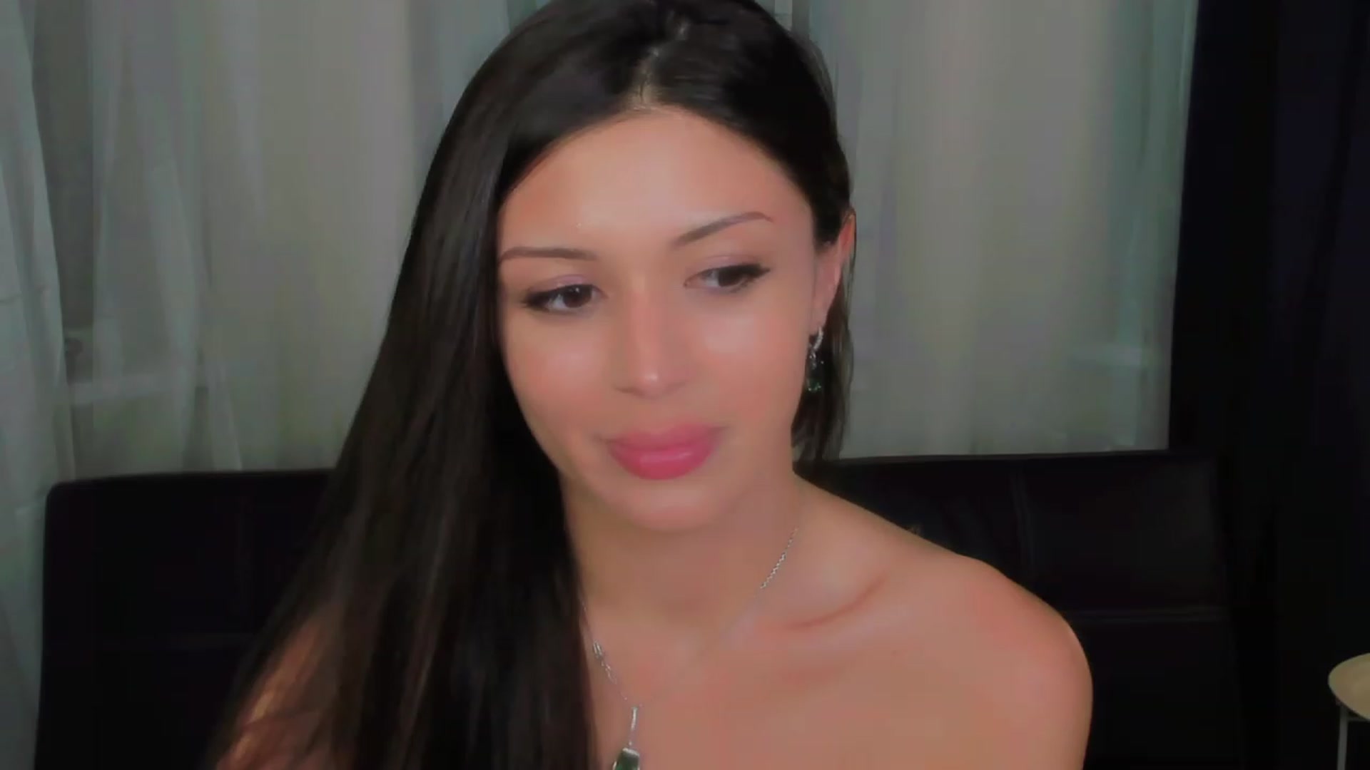 Gallery image thumbnail from Angel_on_Duty's myfreecams stream on, 07/06/2023, 24:38 image 9 of 20