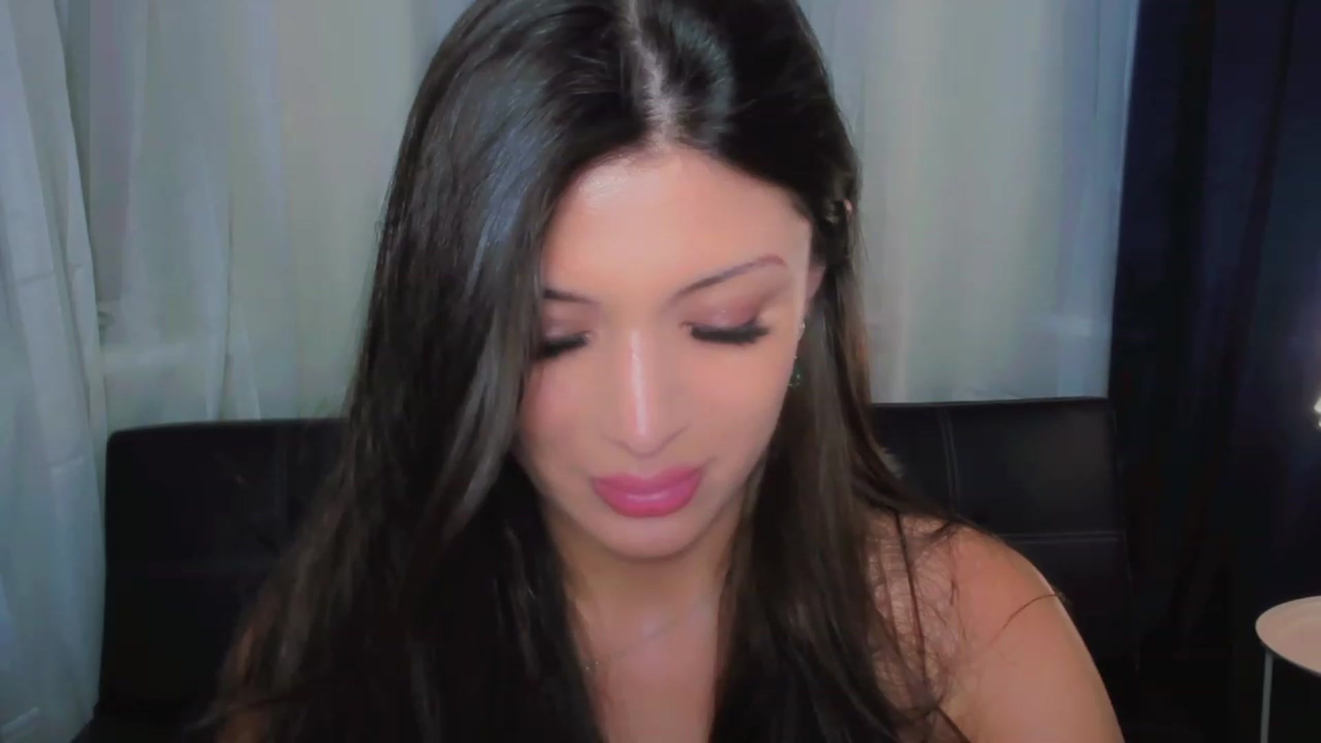 Gallery image thumbnail from Angel_on_Duty's myfreecams stream on, 07/07/2023, 22:05 image 14 of 20