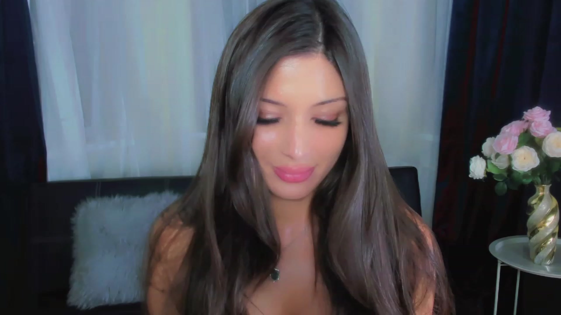 Gallery image thumbnail from Angel_on_Duty's myfreecams stream on, 07/08/2023, 24:06 image 7 of 20