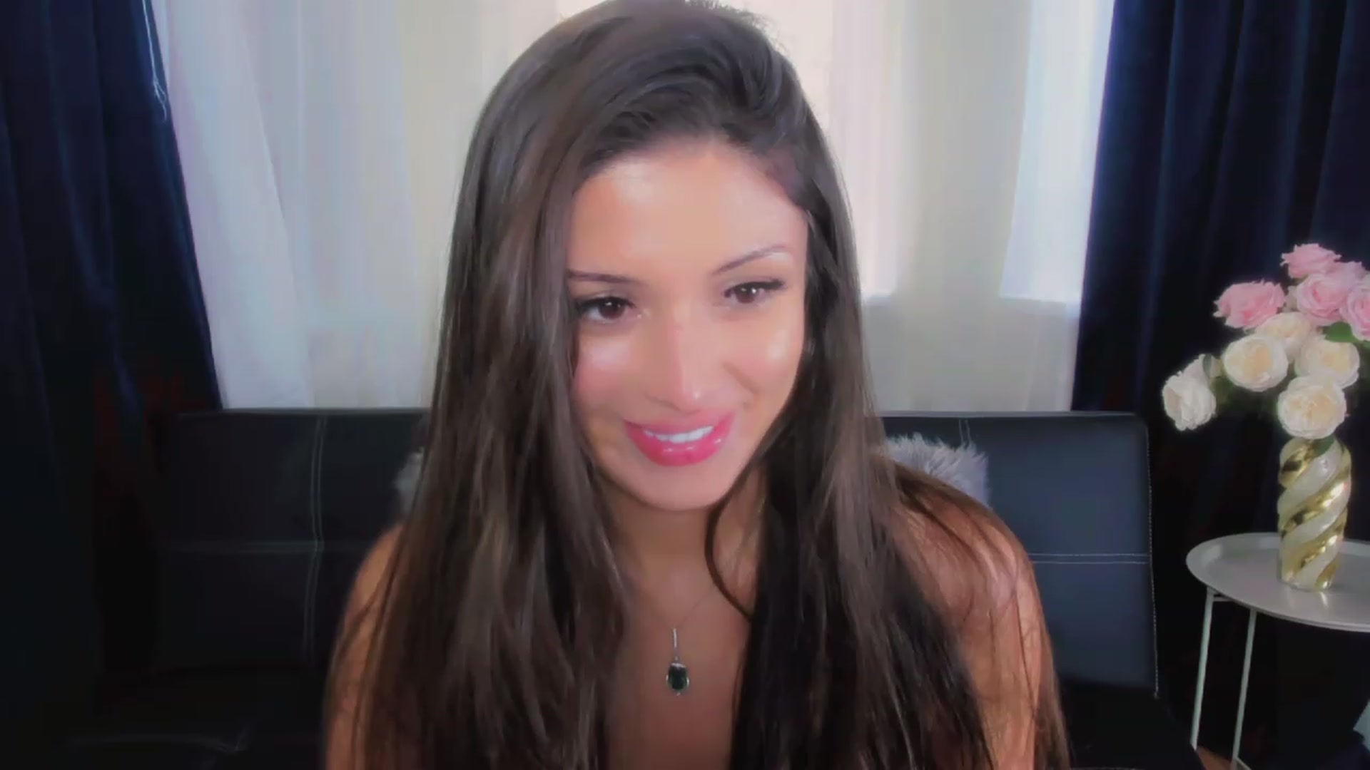 Gallery image thumbnail from Angel_on_Duty's myfreecams stream on, 07/08/2023, 04:56 image 16 of 20