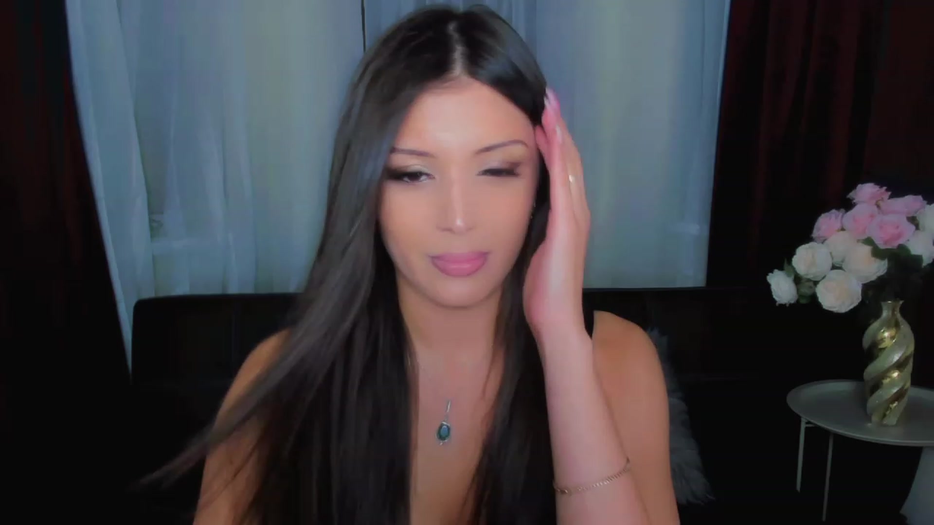 Gallery image thumbnail from Angel_on_Duty's myfreecams stream on, 07/08/2023, 19:17 image 12 of 20