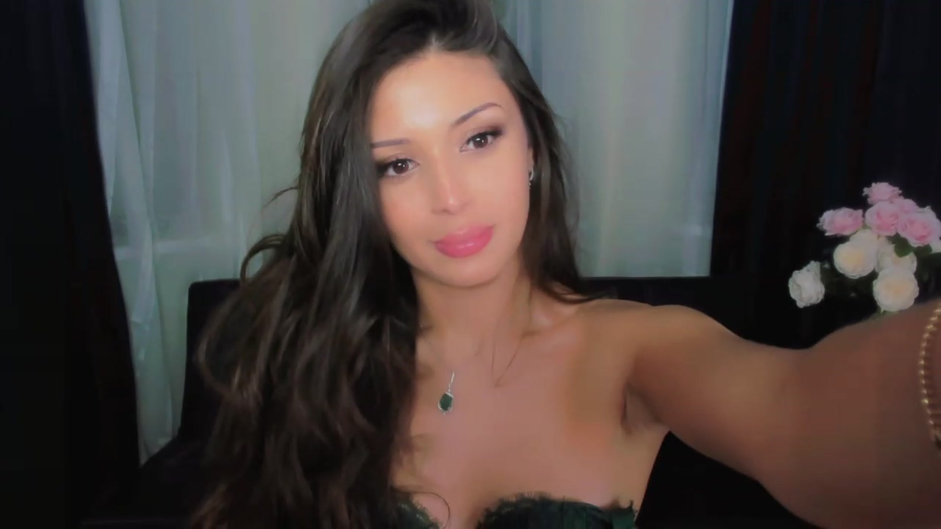 Gallery image thumbnail from Angel_on_Duty's myfreecams stream on, 07/09/2023, 22:51 image 16 of 20