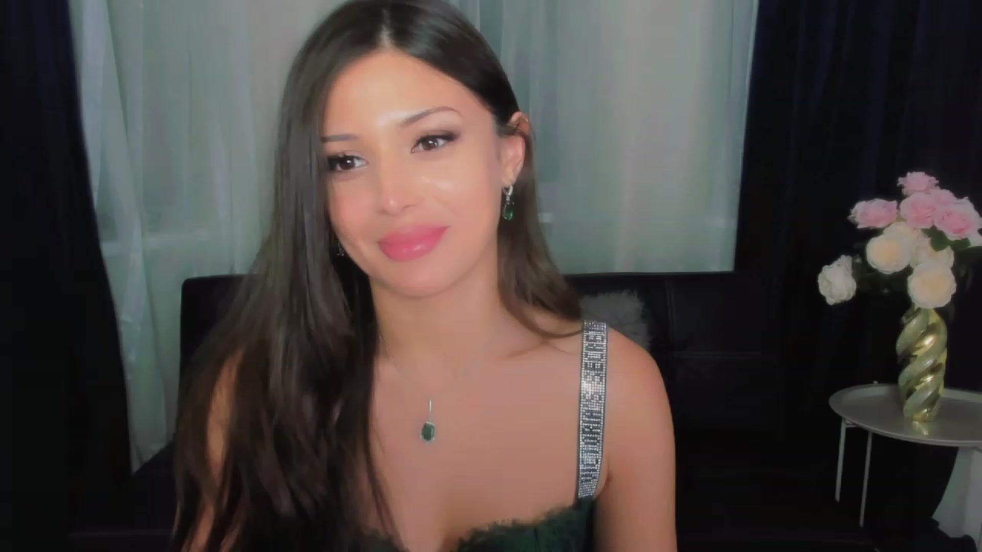Gallery image thumbnail from Angel_on_Duty's myfreecams stream on, 07/09/2023, 23:48 image 5 of 20