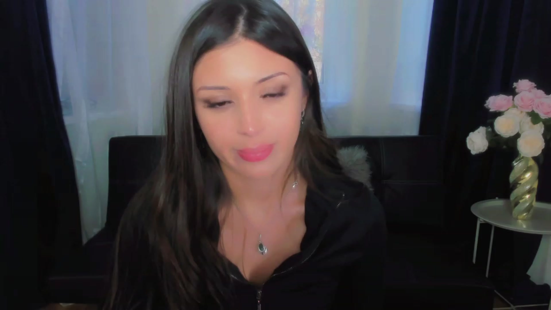 Gallery image thumbnail from Angel_on_Duty's myfreecams stream on, 07/10/2023, 03:20 image 14 of 20