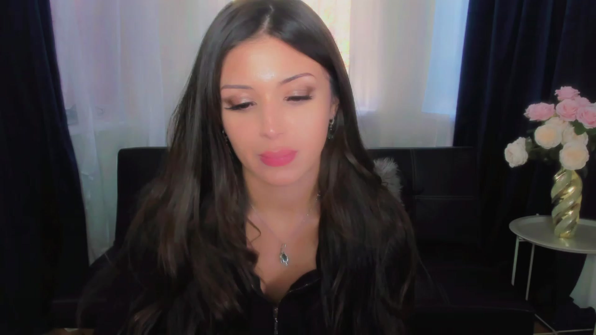 Gallery image thumbnail from Angel_on_Duty's myfreecams stream on, 07/10/2023, 03:56 image 1 of 20