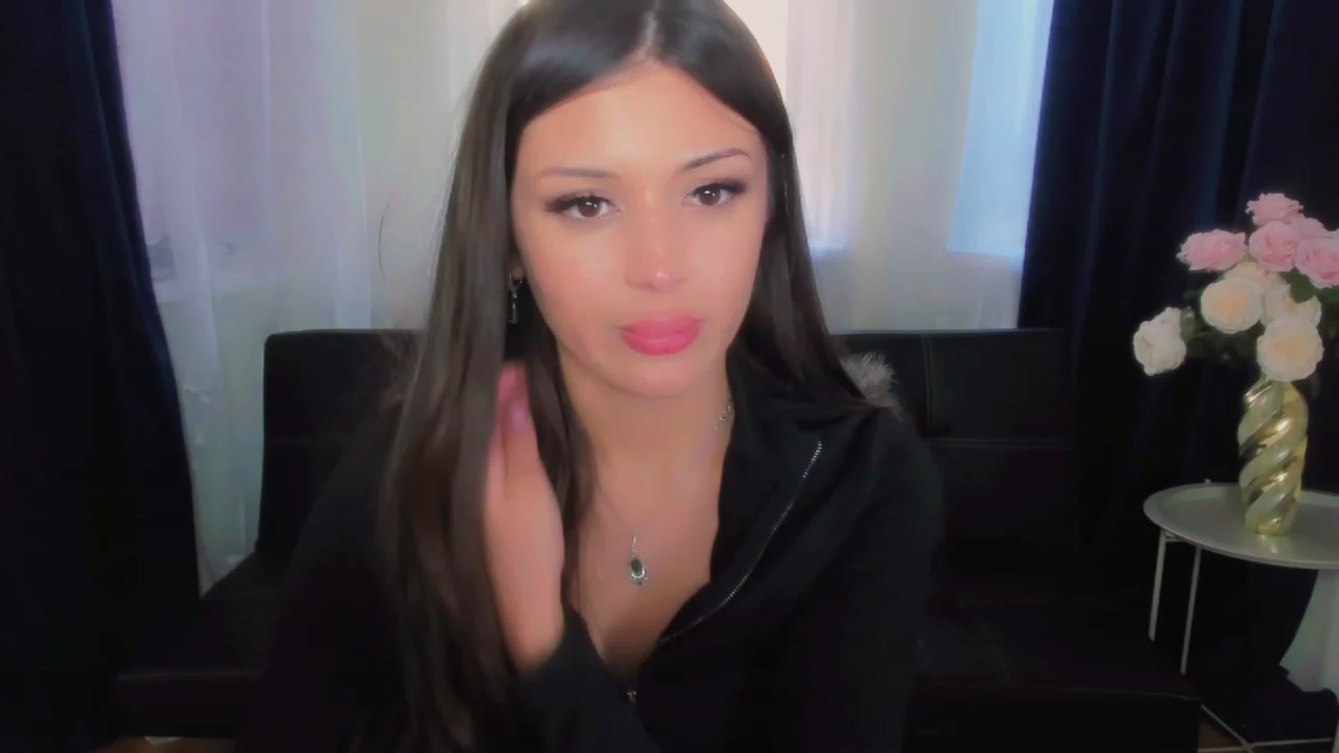 Gallery image thumbnail from Angel_on_Duty's myfreecams stream on, 07/10/2023, 03:56 image 12 of 20