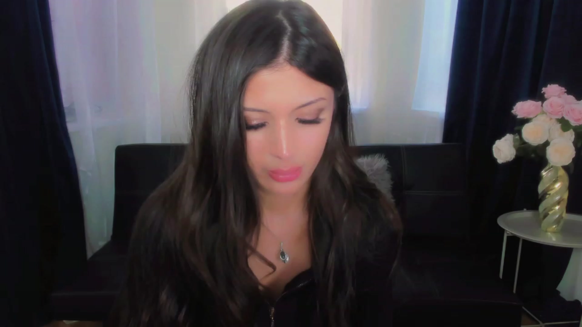 Gallery image thumbnail from Angel_on_Duty's myfreecams stream on, 07/10/2023, 03:56 image 9 of 20