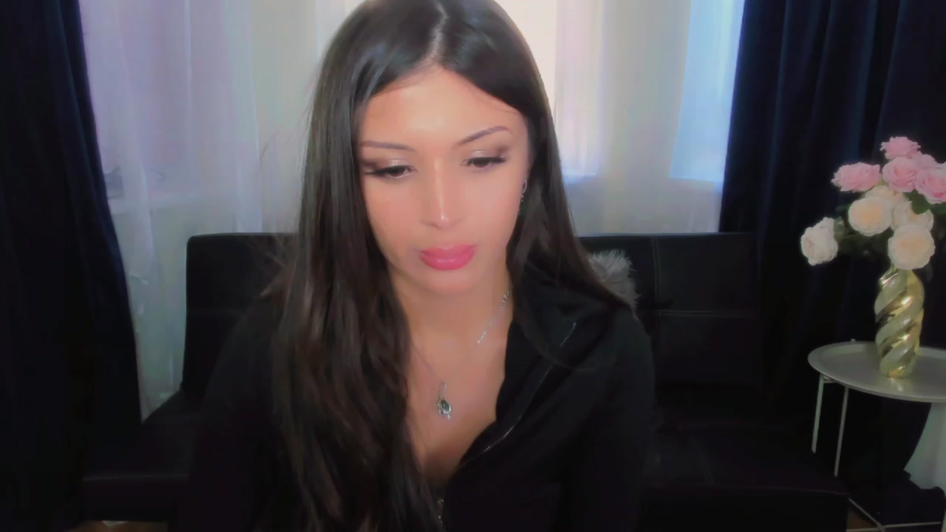 Gallery image thumbnail from Angel_on_Duty's myfreecams stream on, 07/10/2023, 03:56 image 15 of 20