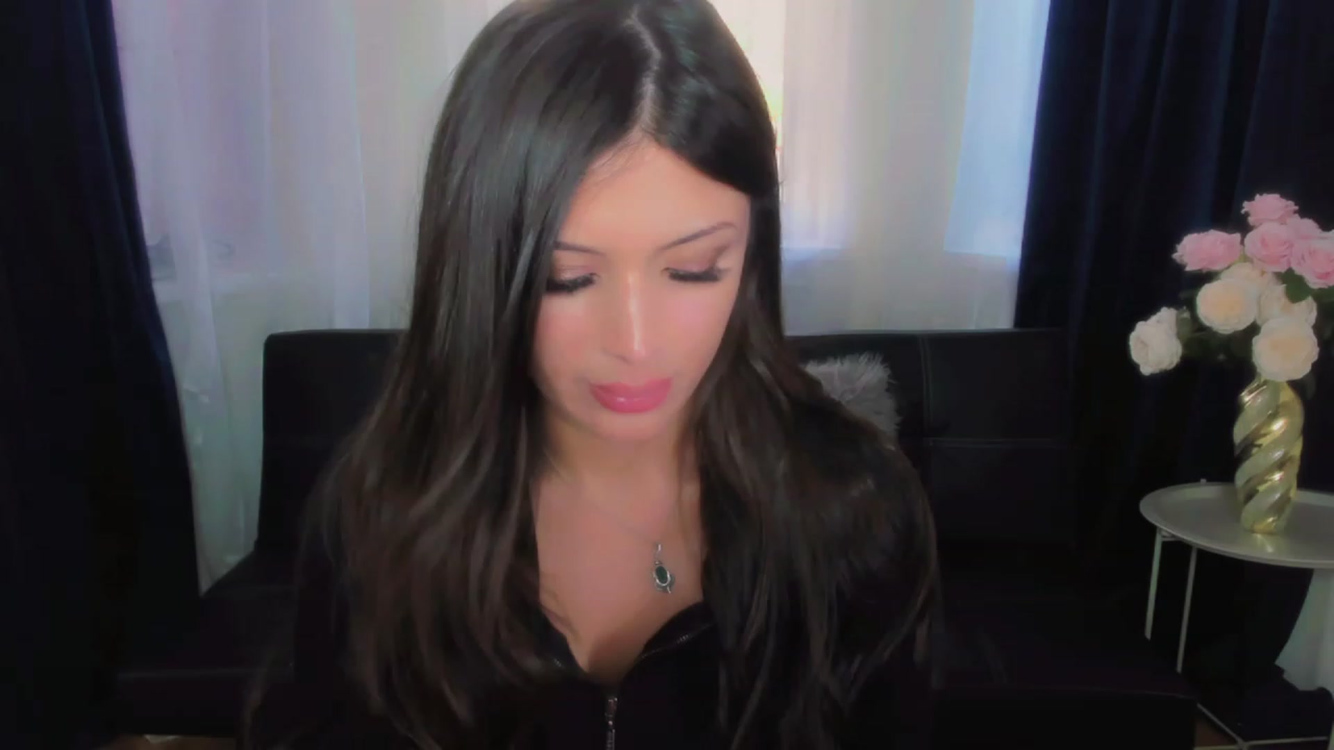 Gallery image thumbnail from Angel_on_Duty's myfreecams stream on, 07/10/2023, 03:56 image 5 of 20