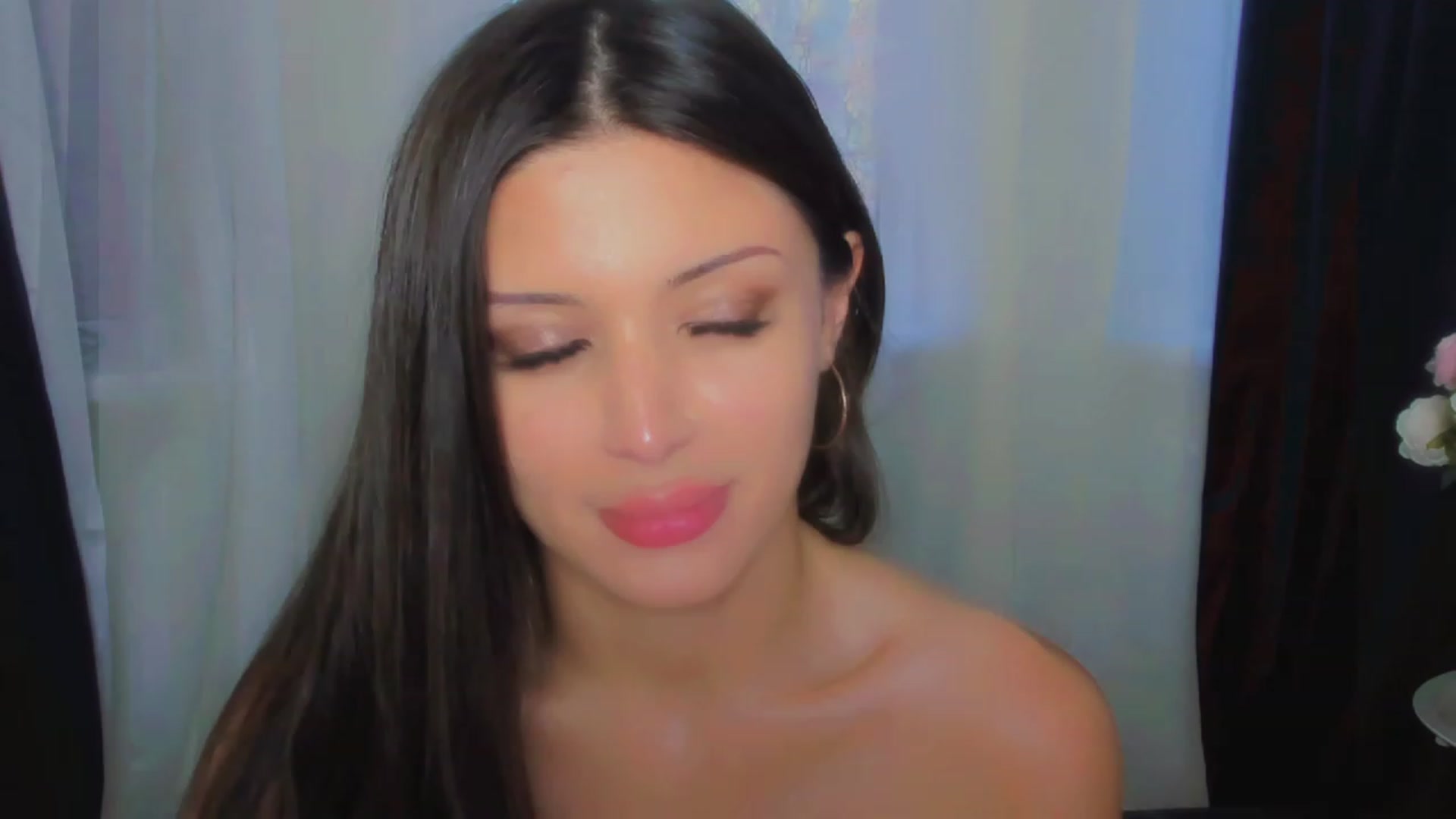 Gallery image thumbnail from Angel_on_Duty's myfreecams stream on, 07/13/2023, 03:07 image 7 of 20