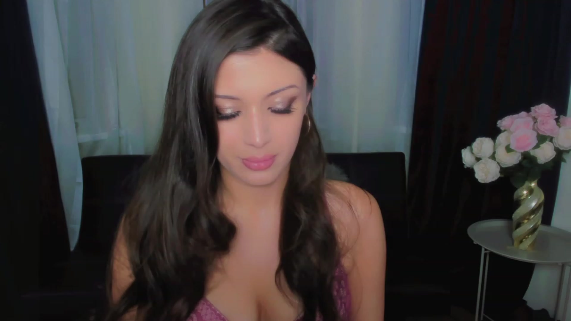 Gallery image thumbnail from Angel_on_Duty's myfreecams stream on, 07/16/2023, 19:25 image 4 of 20