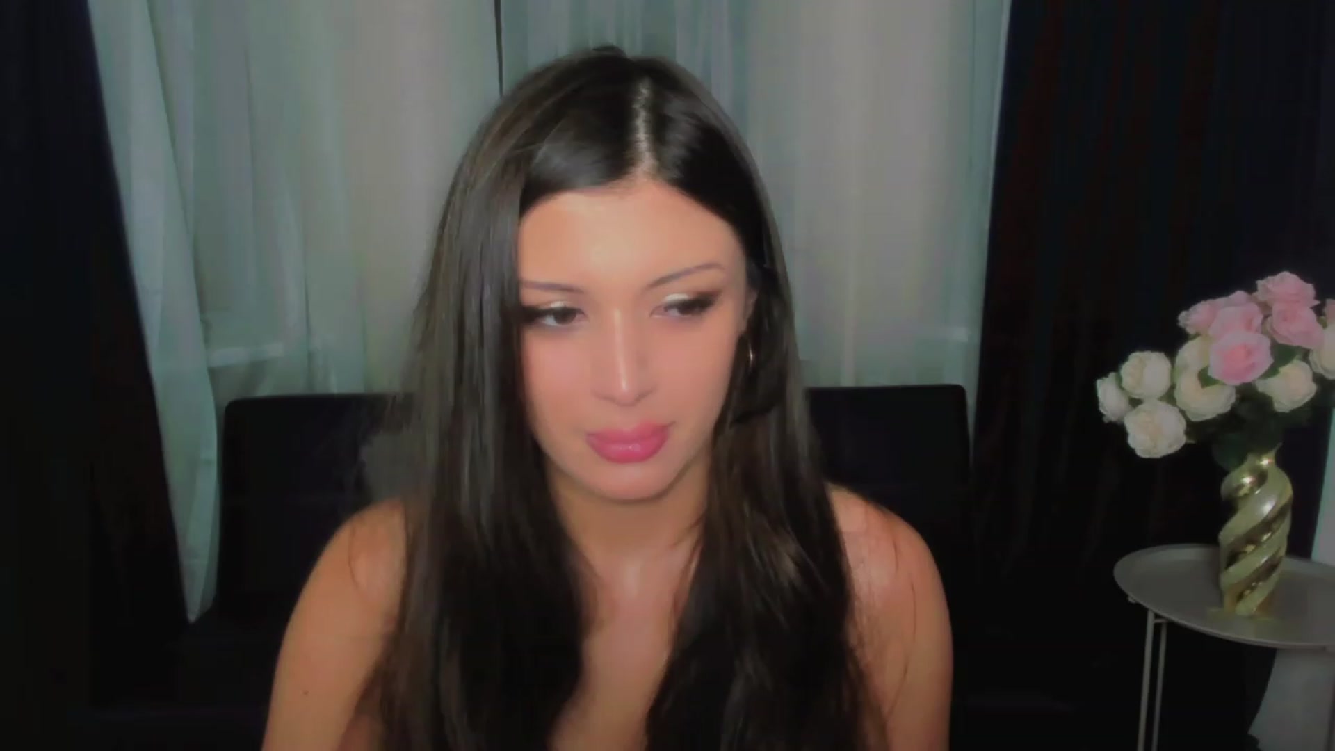Gallery image thumbnail from Angel_on_Duty's myfreecams stream on, 07/16/2023, 22:25 image 14 of 20