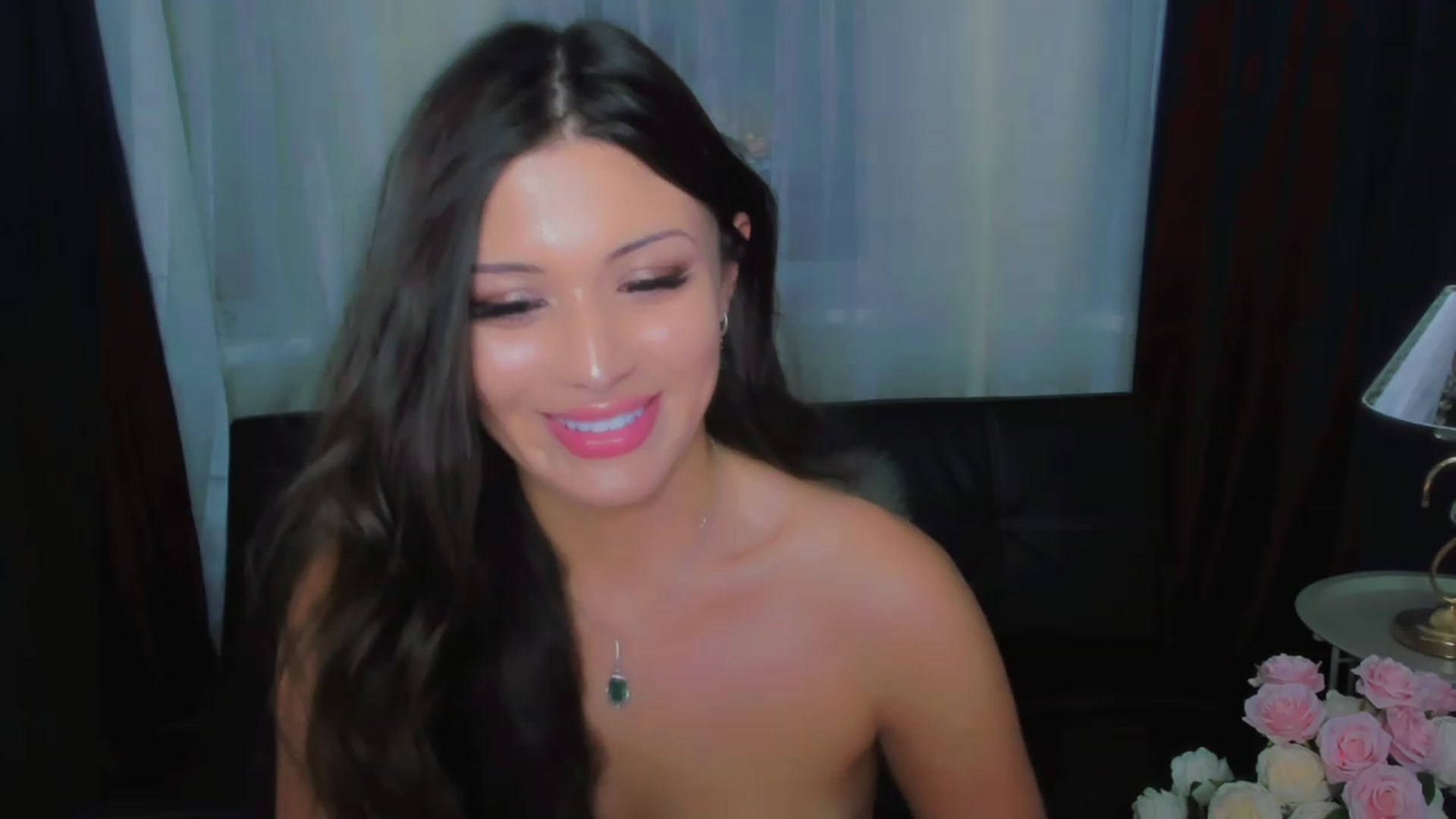 Gallery image thumbnail from Angel_on_Duty's myfreecams stream on, 07/17/2023, 20:40 image 13 of 20