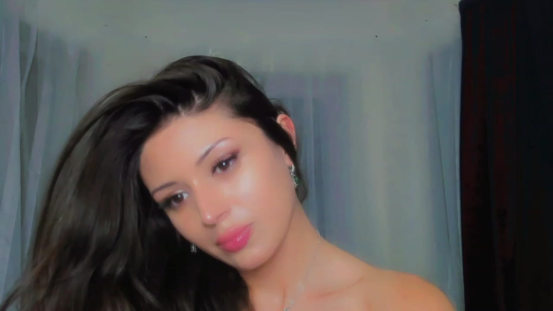 Gallery image thumbnail from Angel_on_Duty's myfreecams stream on, 07/17/2023, 23:30 image 19 of 20