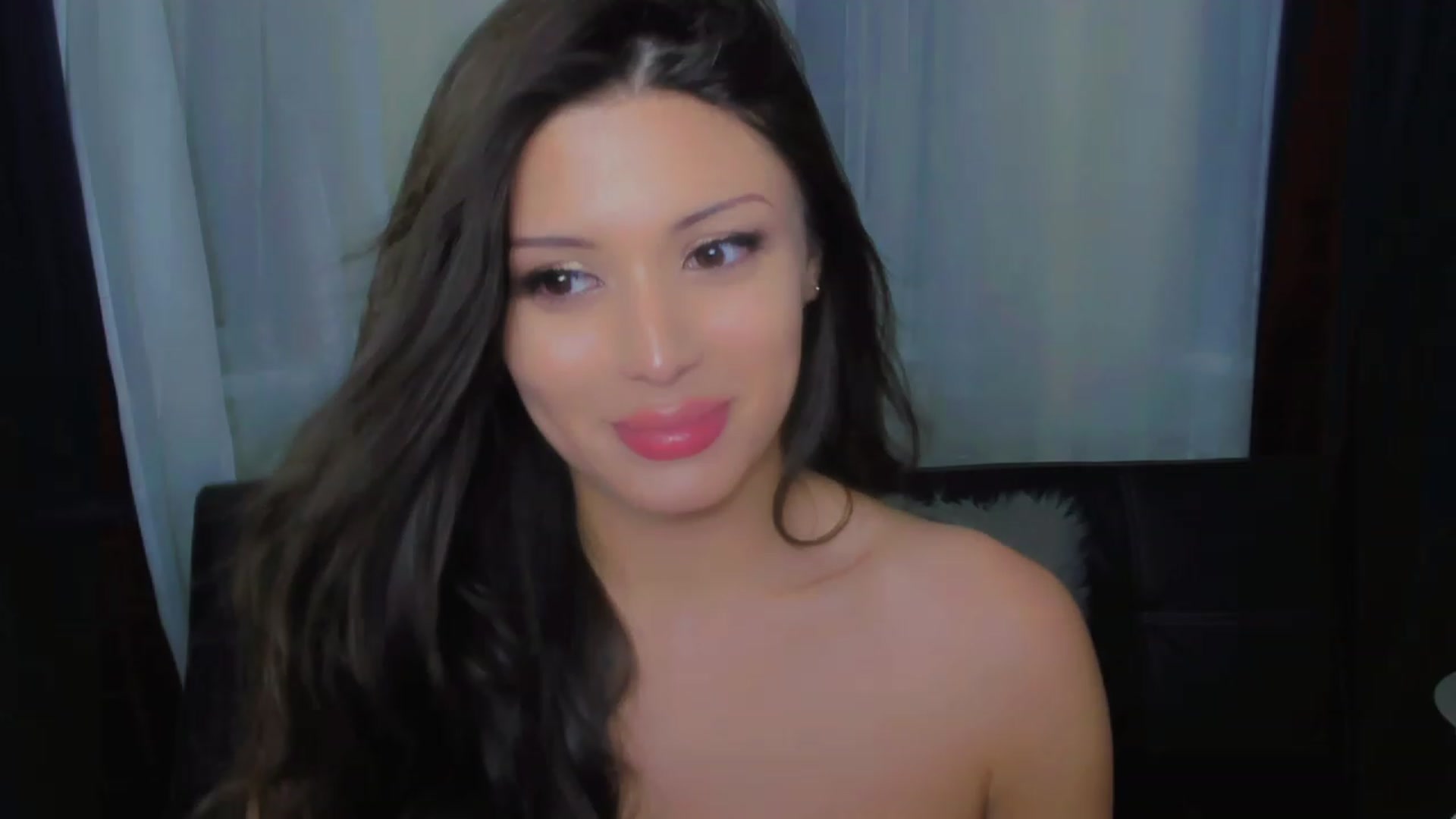Gallery image thumbnail from Angel_on_Duty's myfreecams stream on, 07/20/2023, 21:30 image 18 of 20