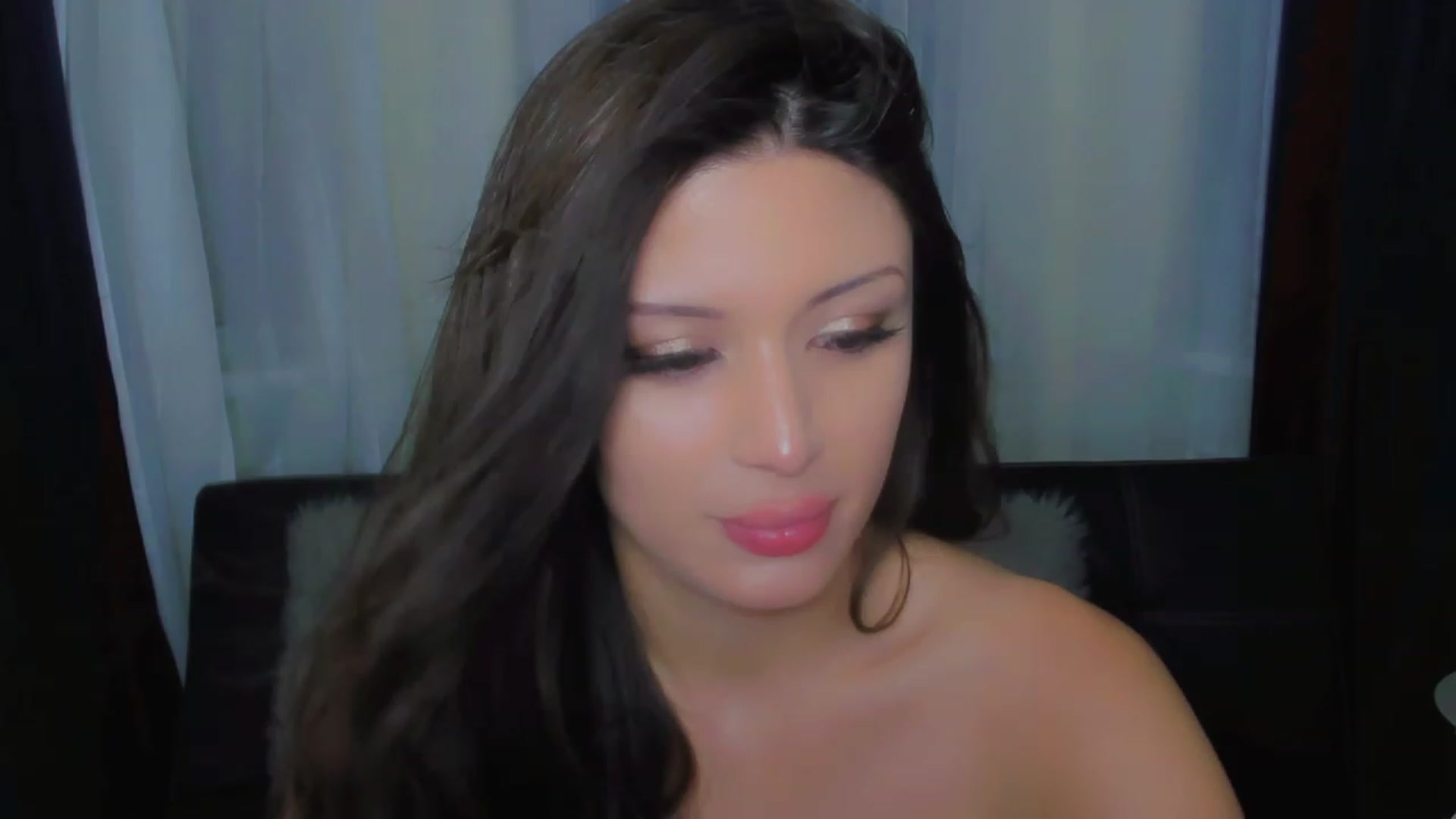 Gallery image thumbnail from Angel_on_Duty's myfreecams stream on, 07/20/2023, 21:30 image 16 of 20