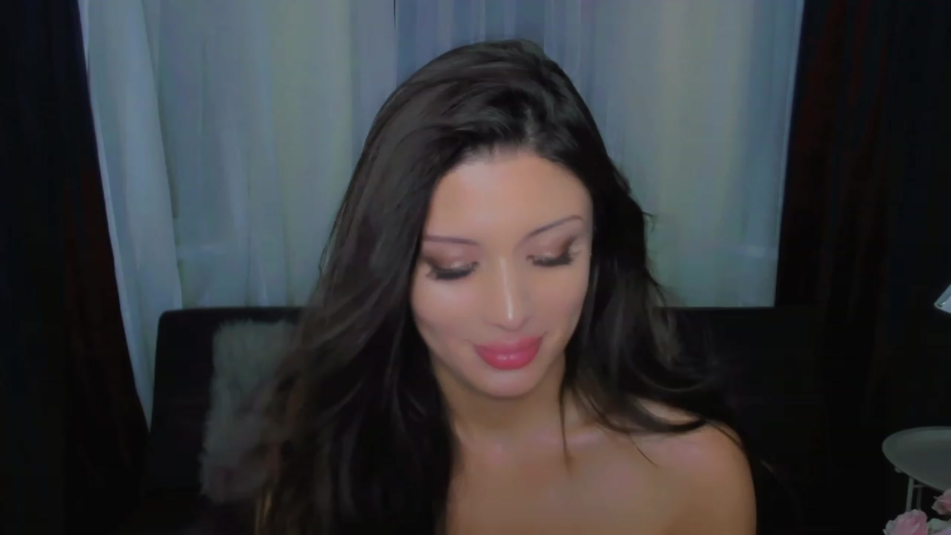 Gallery image thumbnail from Angel_on_Duty's myfreecams stream on, 07/21/2023, 24:01 image 1 of 20